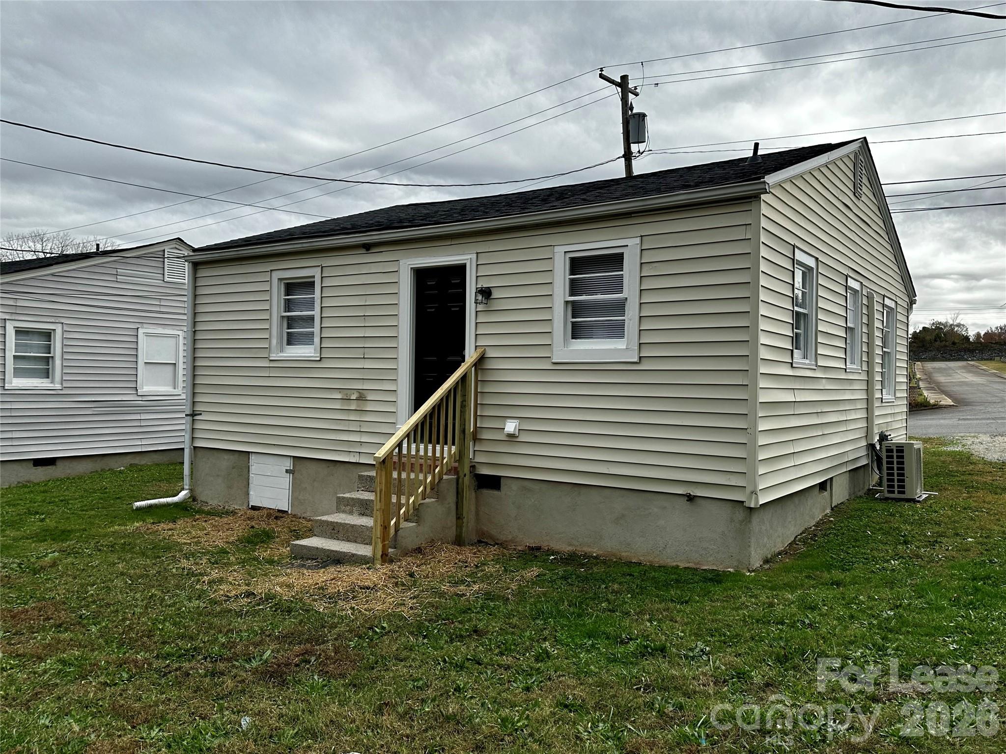 208 S Lexington Drive Property Photo 23
