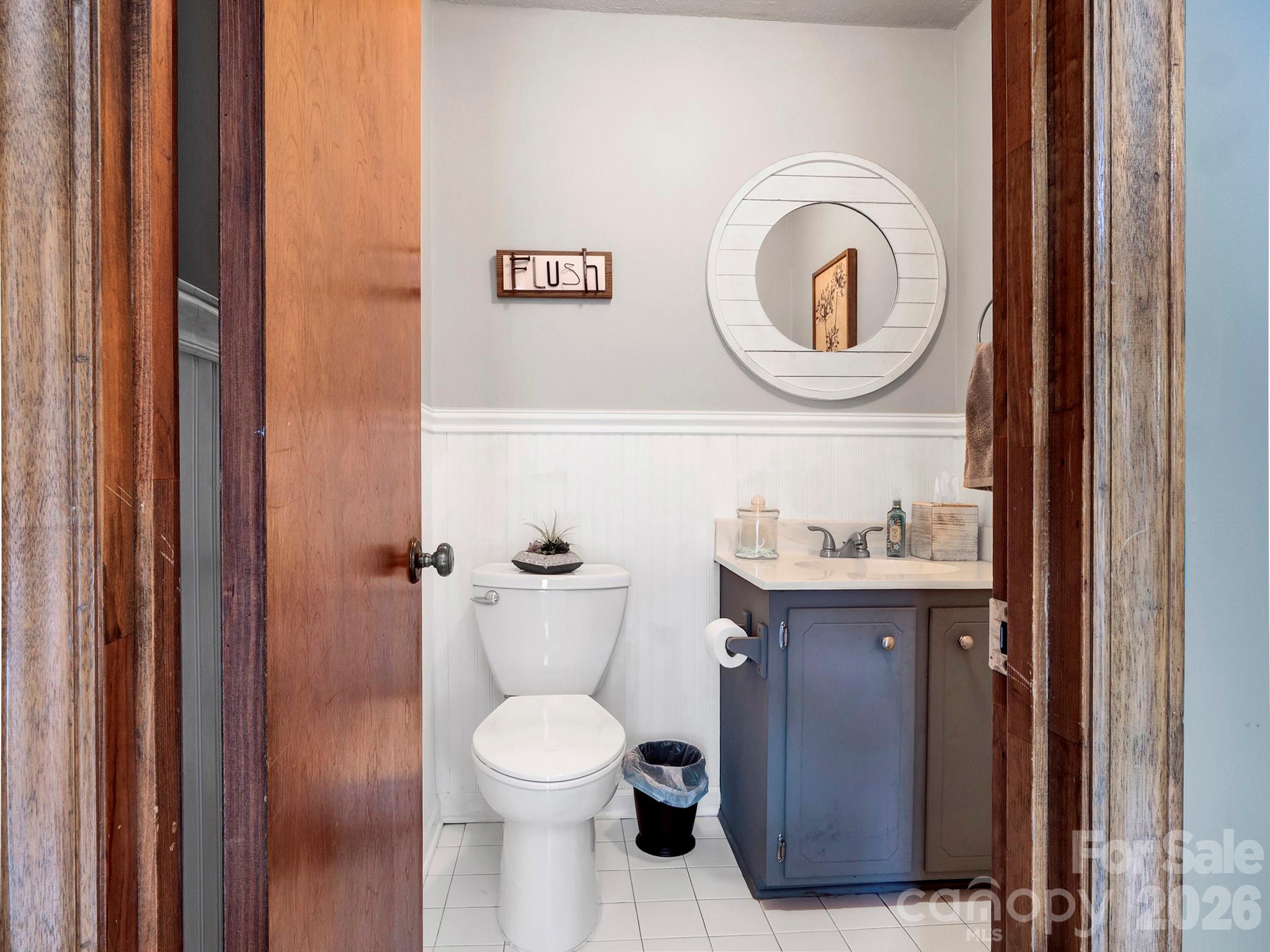 1641 Brook Drive Property Photo 18
