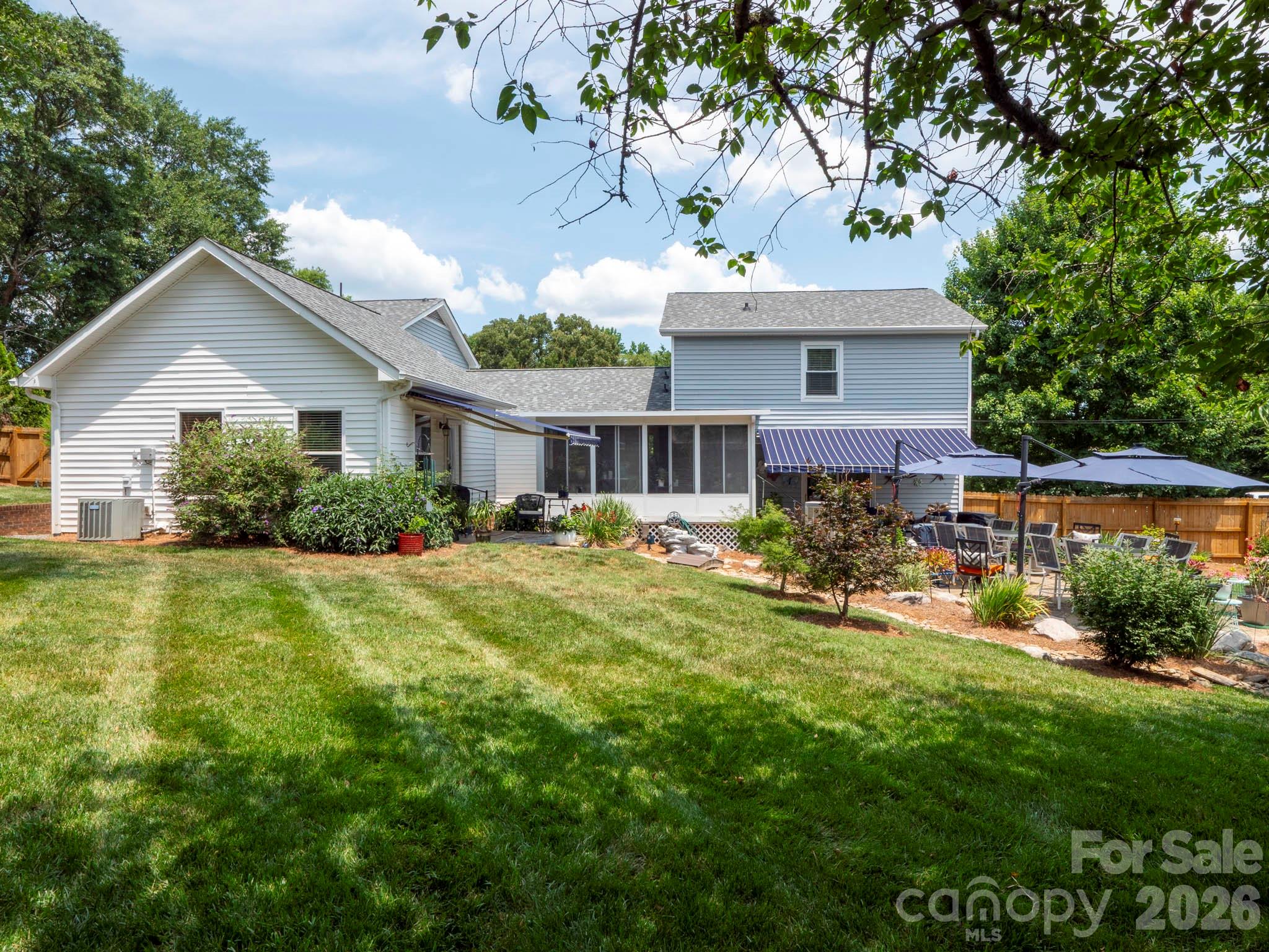 1641 Brook Drive Property Photo 39