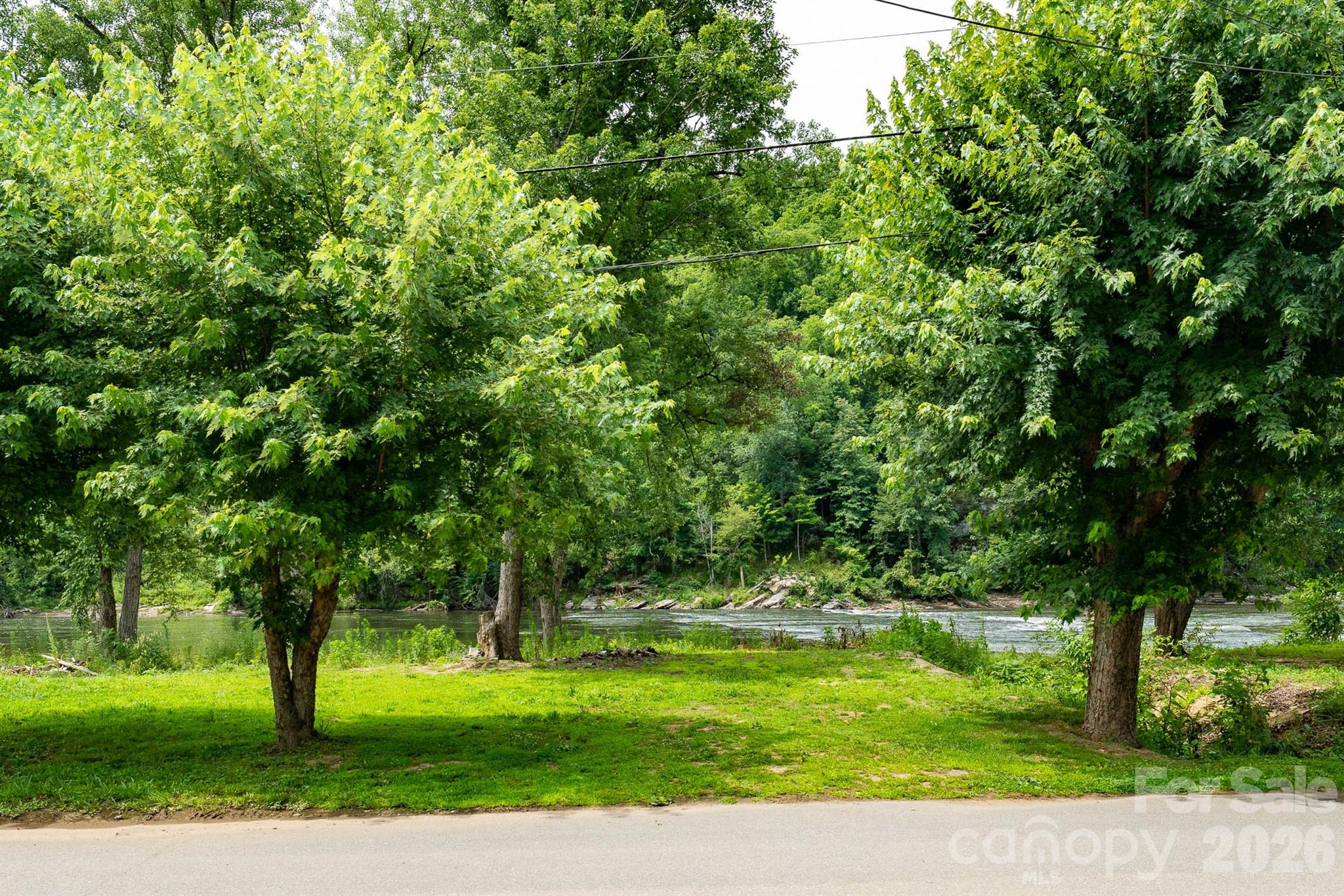 389 Rollins Road Property Photo 3