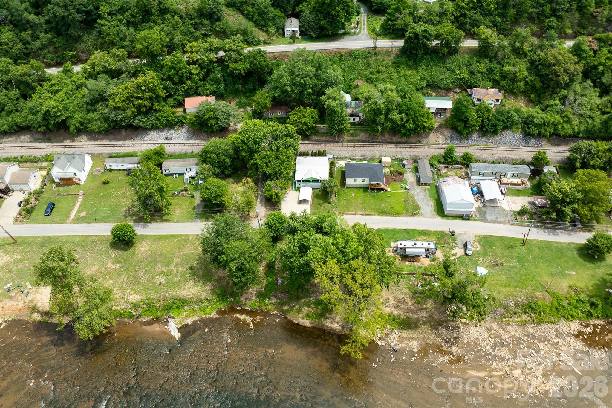 389 Rollins Road Property Photo 28