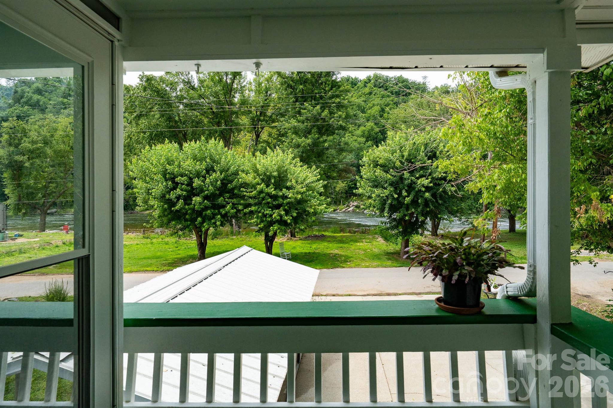 389 Rollins Road Property Photo 38