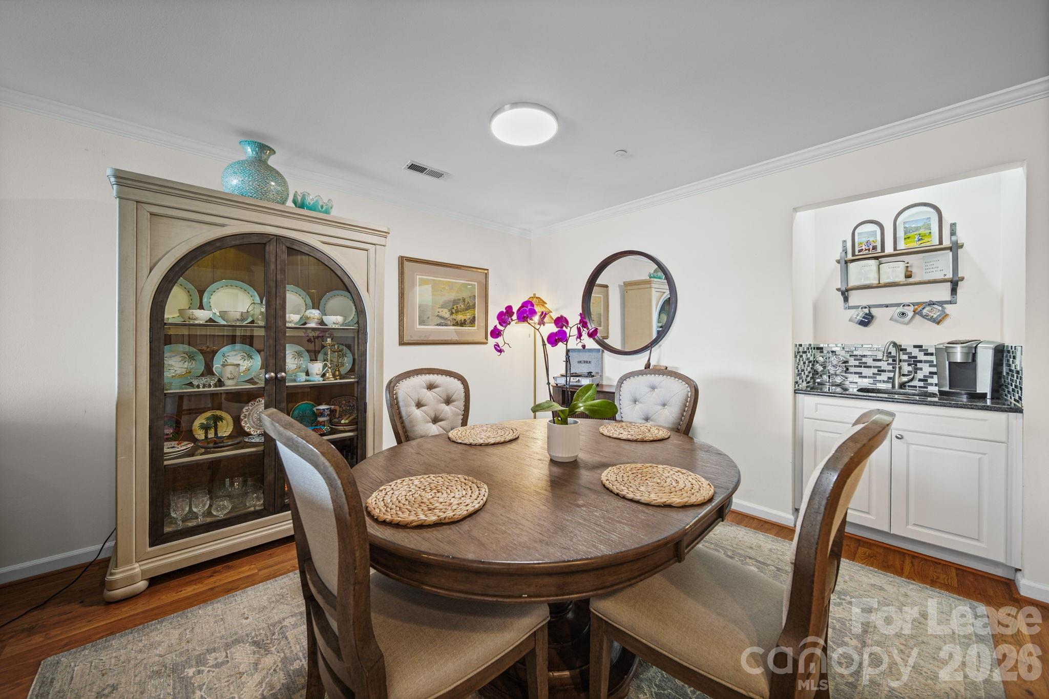 18637 Vineyard Point Lane Property Photo 8