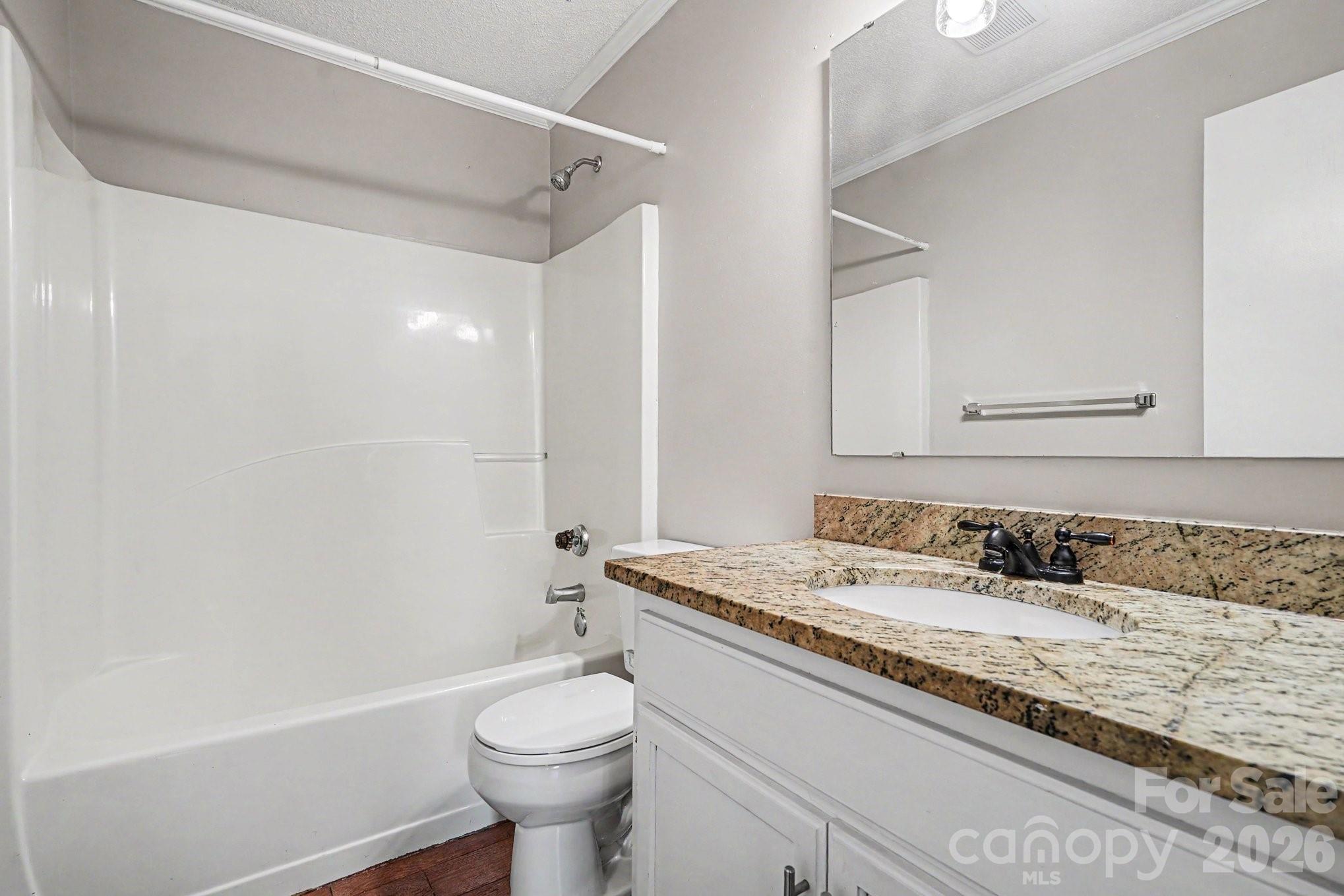 10826 Hunters Trace Court Property Photo 14