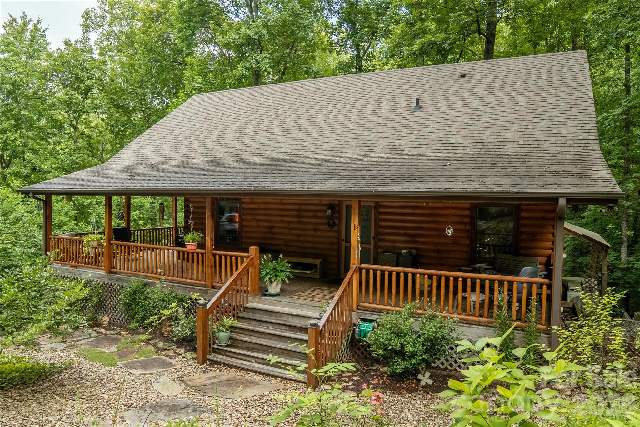 700 Howard Drive Property Photo 5
