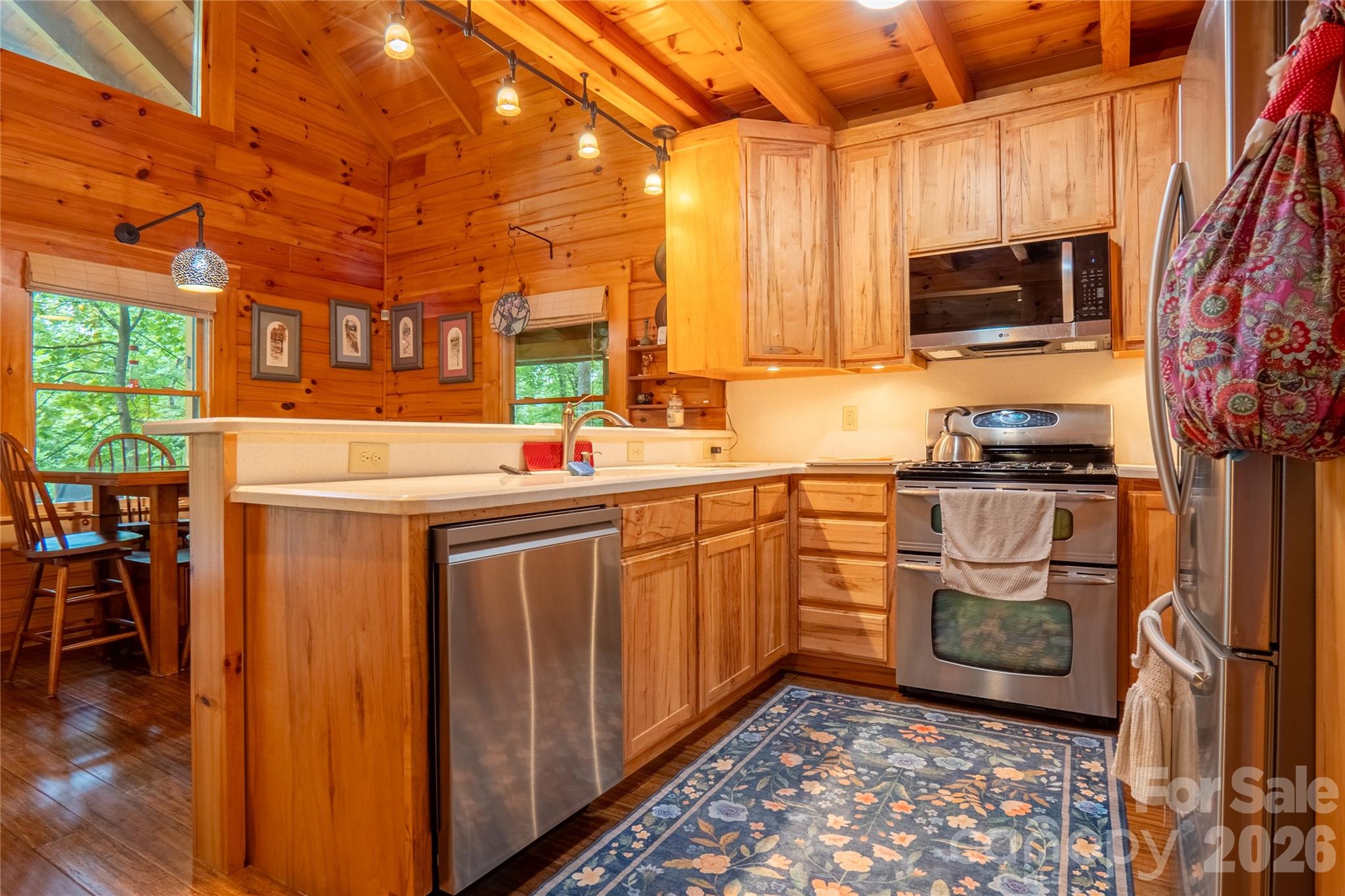 700 Howard Drive Property Photo 13
