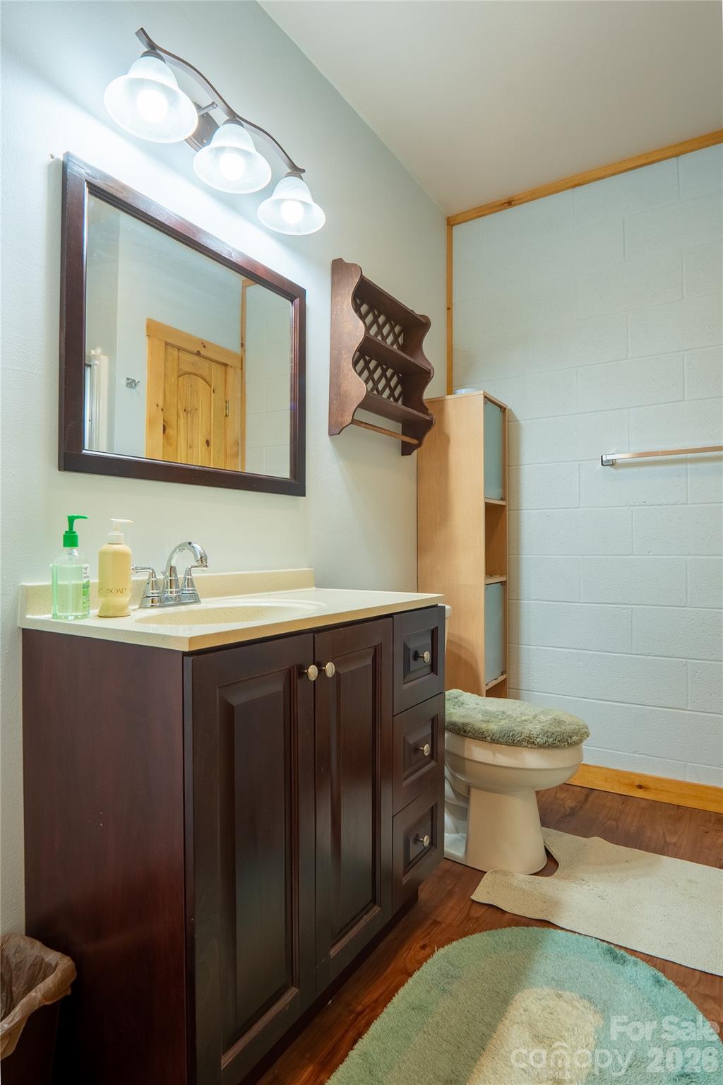 700 Howard Drive Property Photo 32
