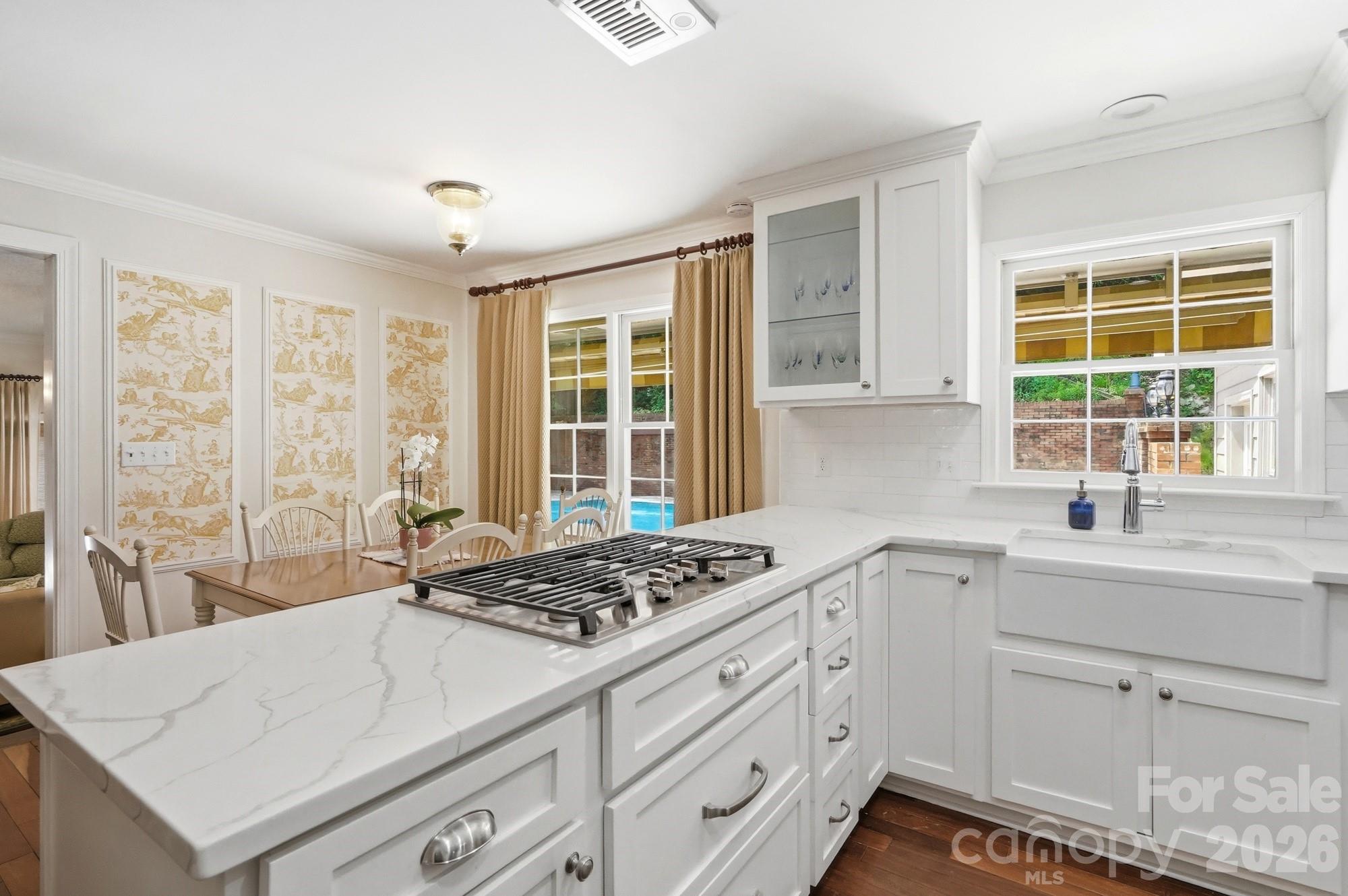 185 Hillcrest Avenue Property Photo 8