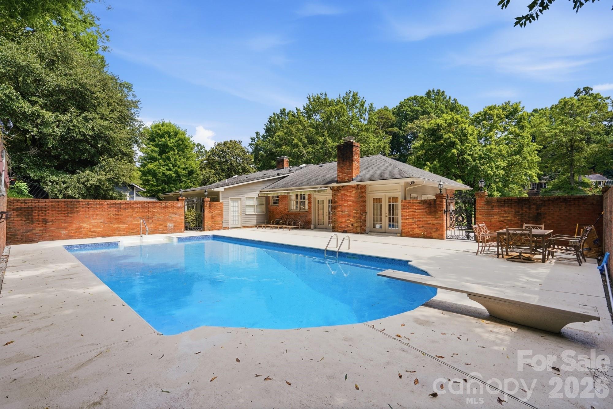 185 Hillcrest Avenue Property Photo 28