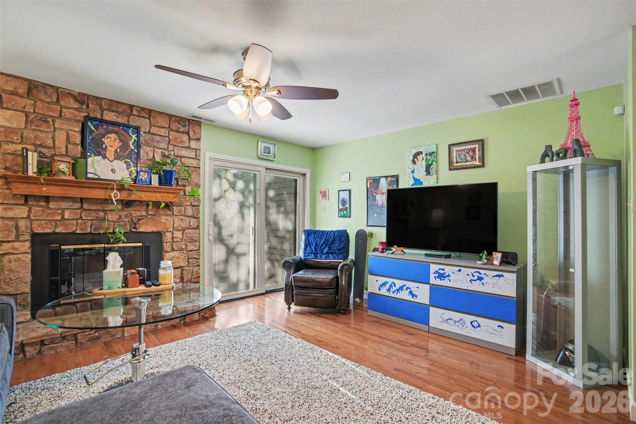1535 South Point Road Property Photo 6