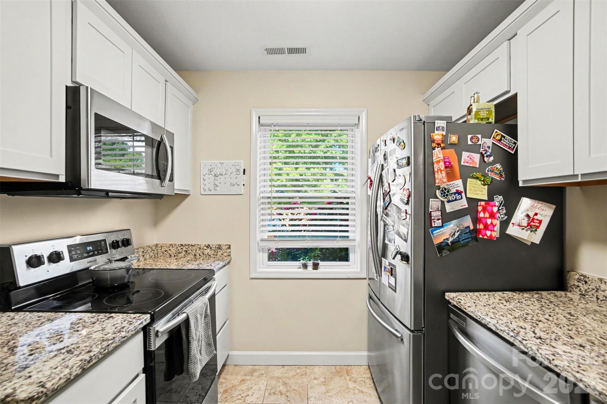 1535 South Point Road Property Photo 10
