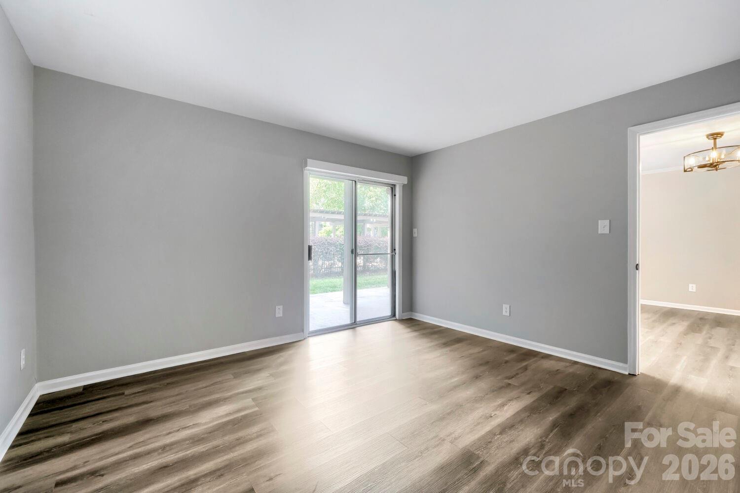 2520 Stradbrook Drive Property Photo 14