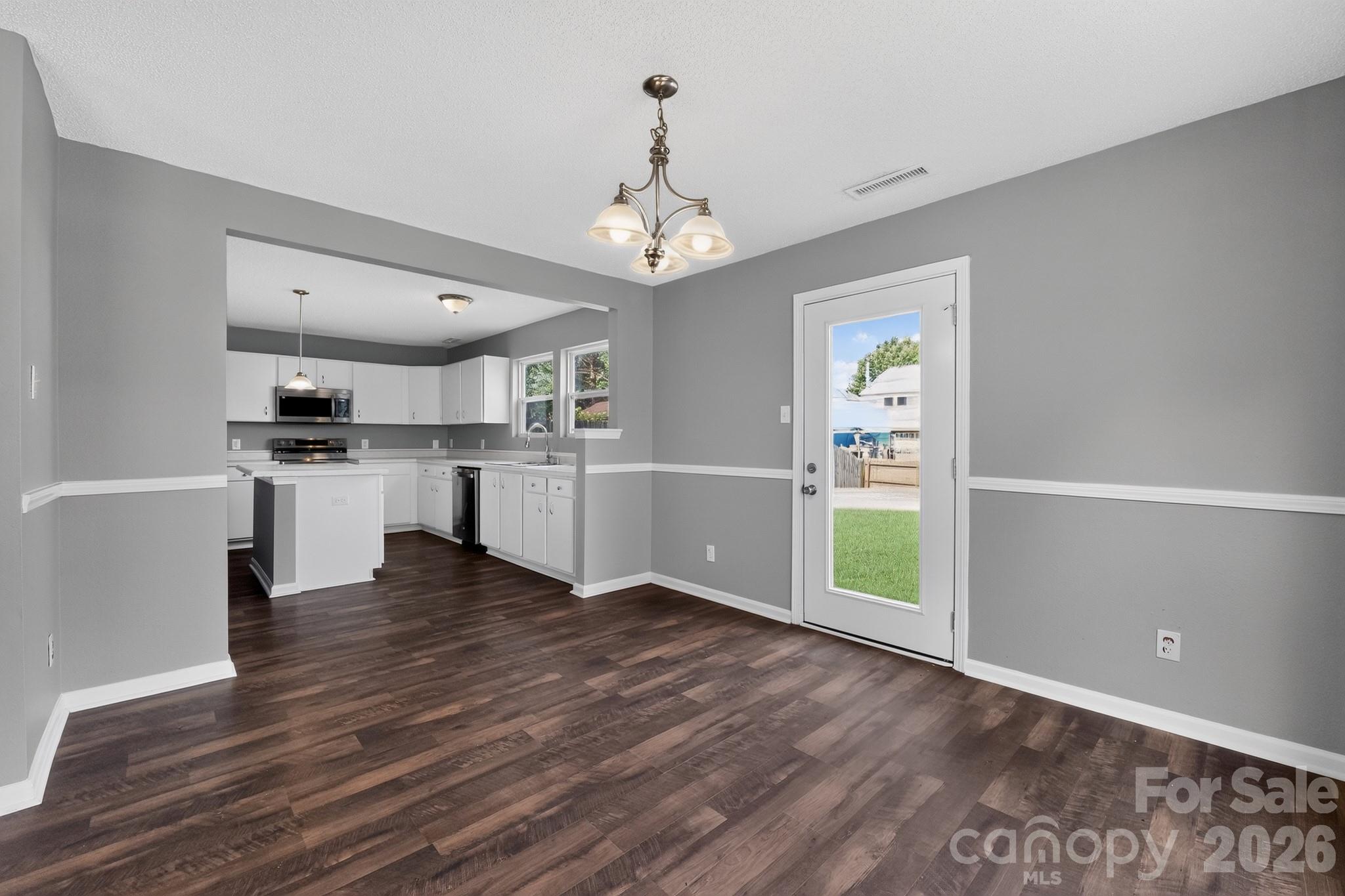 1444 Tygress Drive Property Photo 6