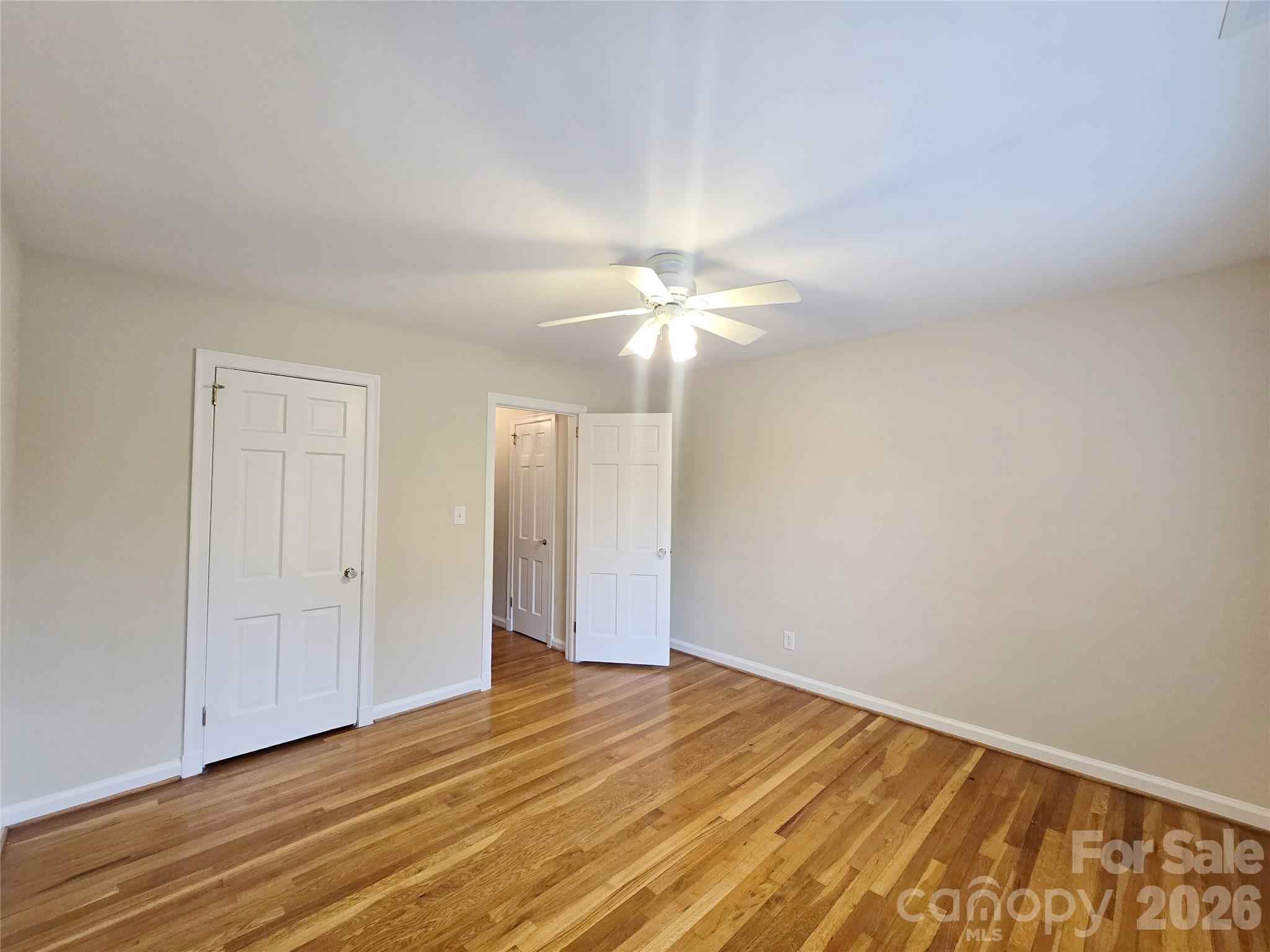 106 Colville Road 33a Property Photo 14