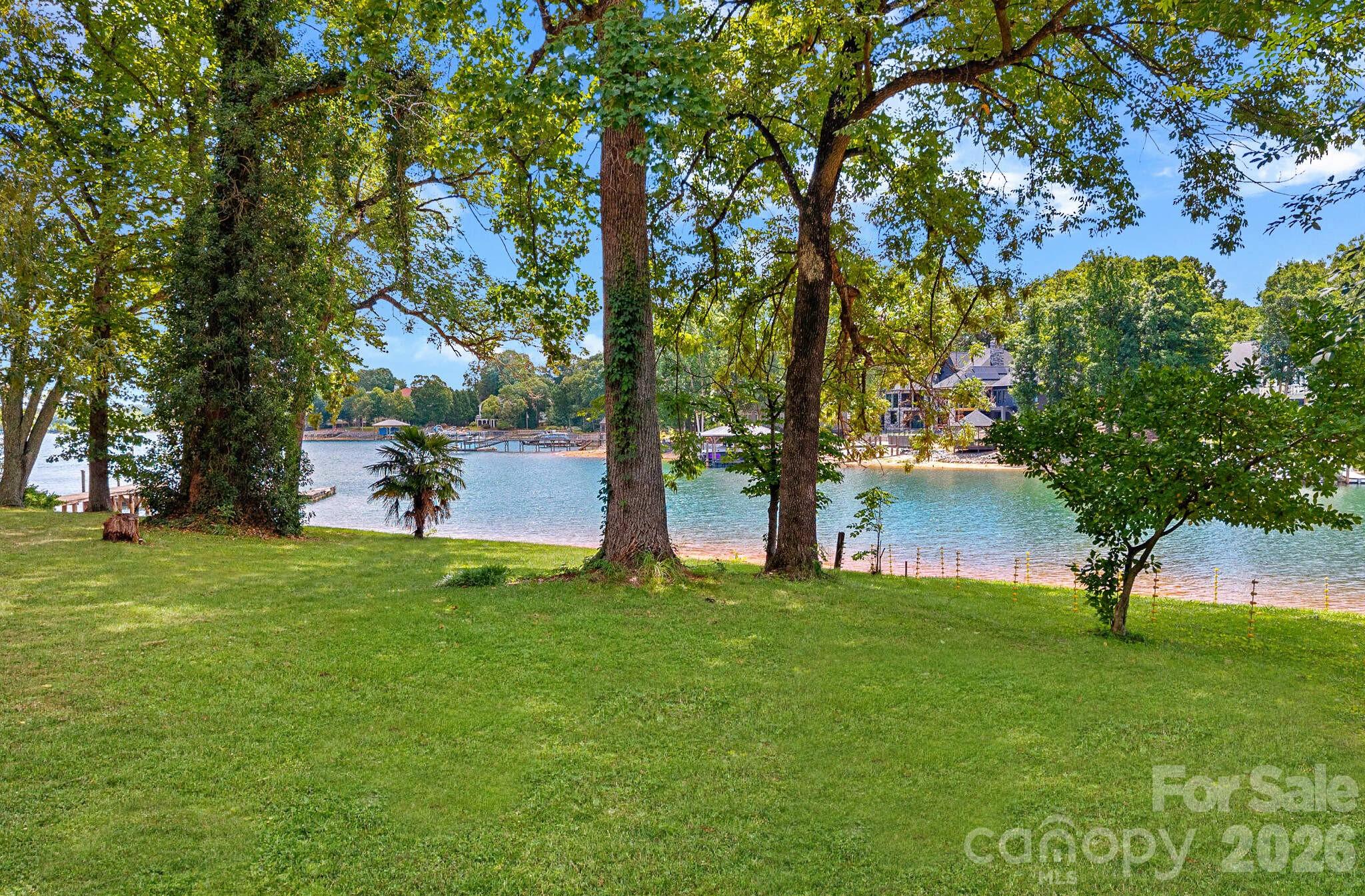 21024 Norman Shores Drive Property Photo 8
