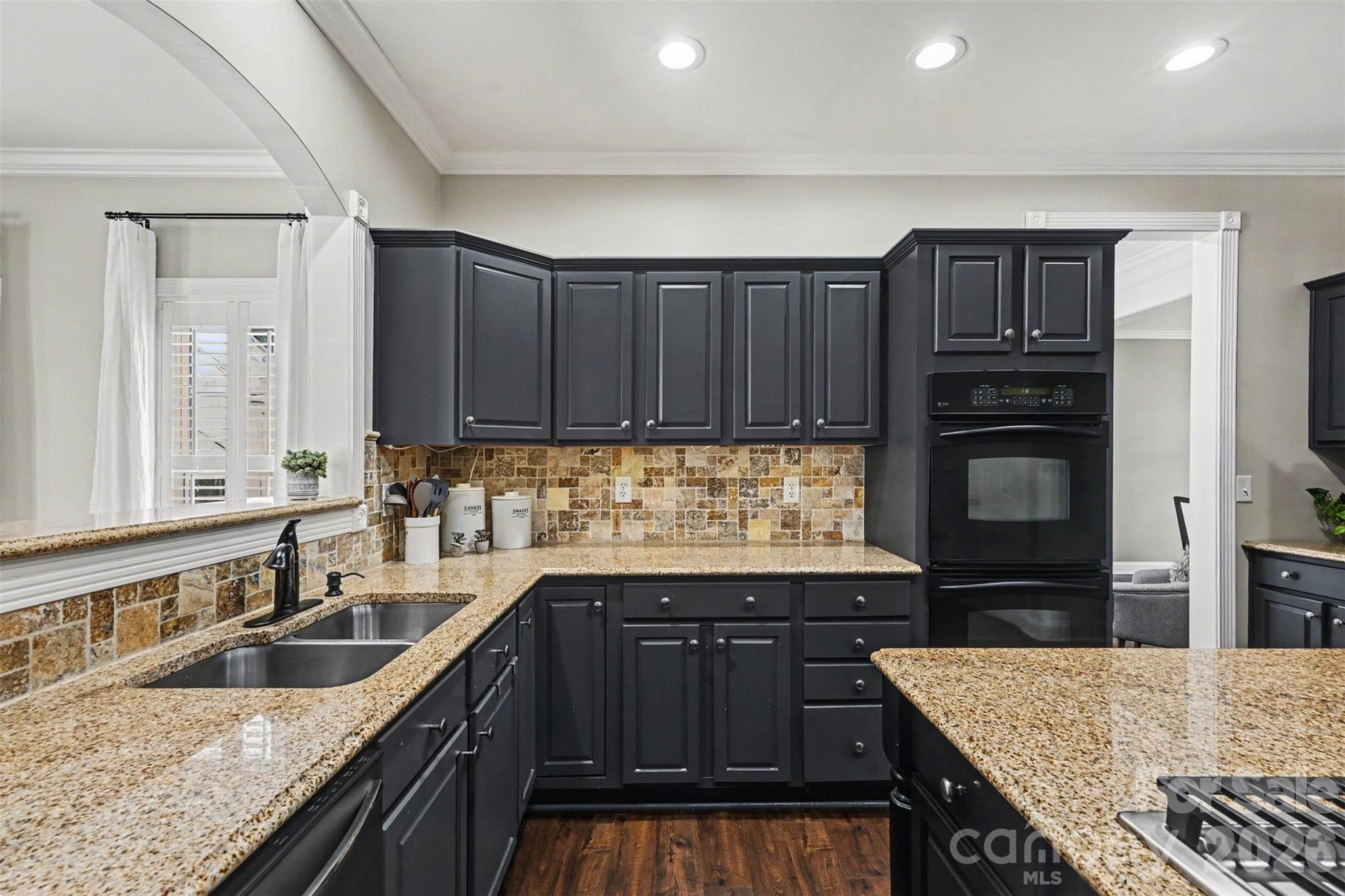 2442 Smith Cove Road Property Photo 13