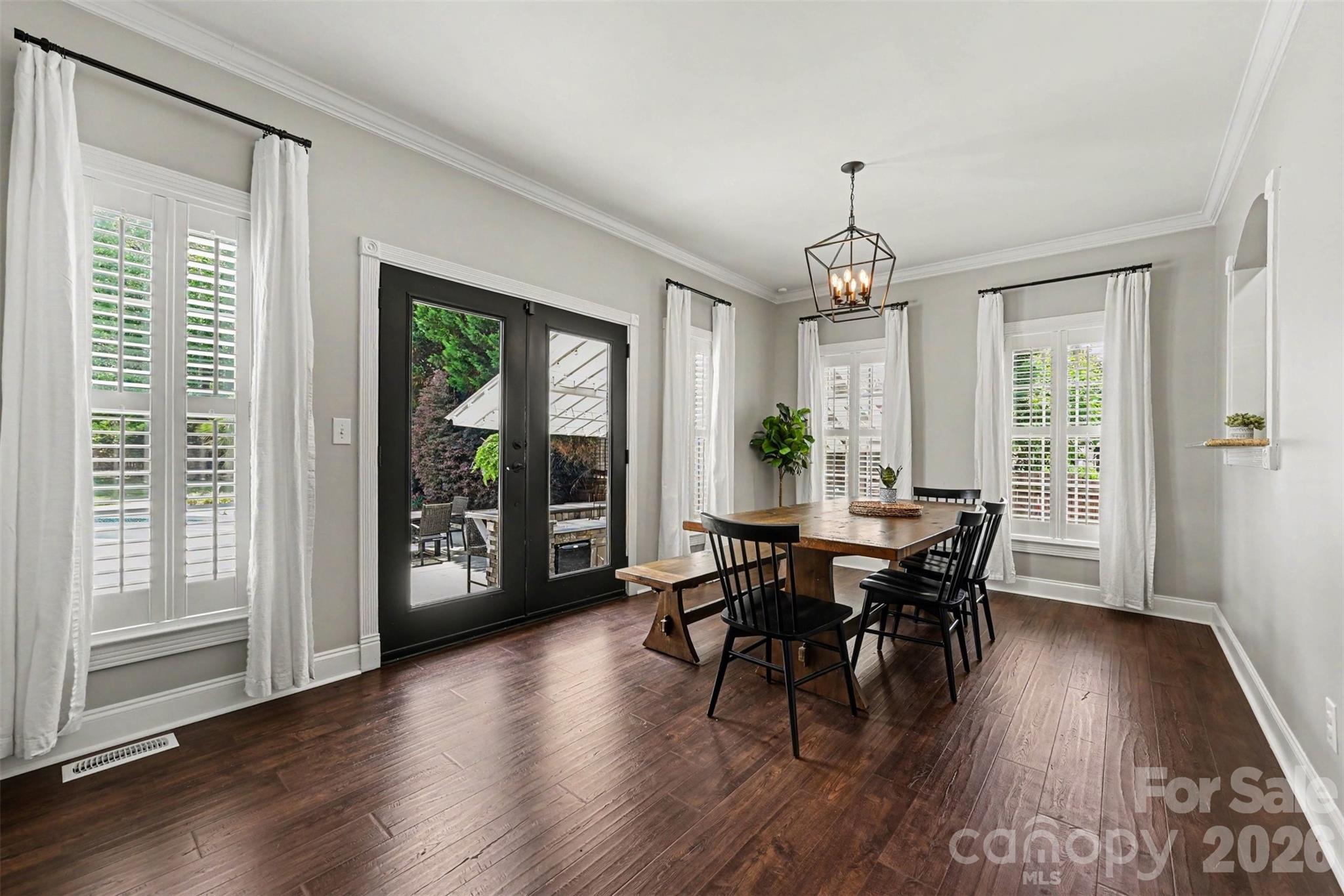 2442 Smith Cove Road Property Photo 15