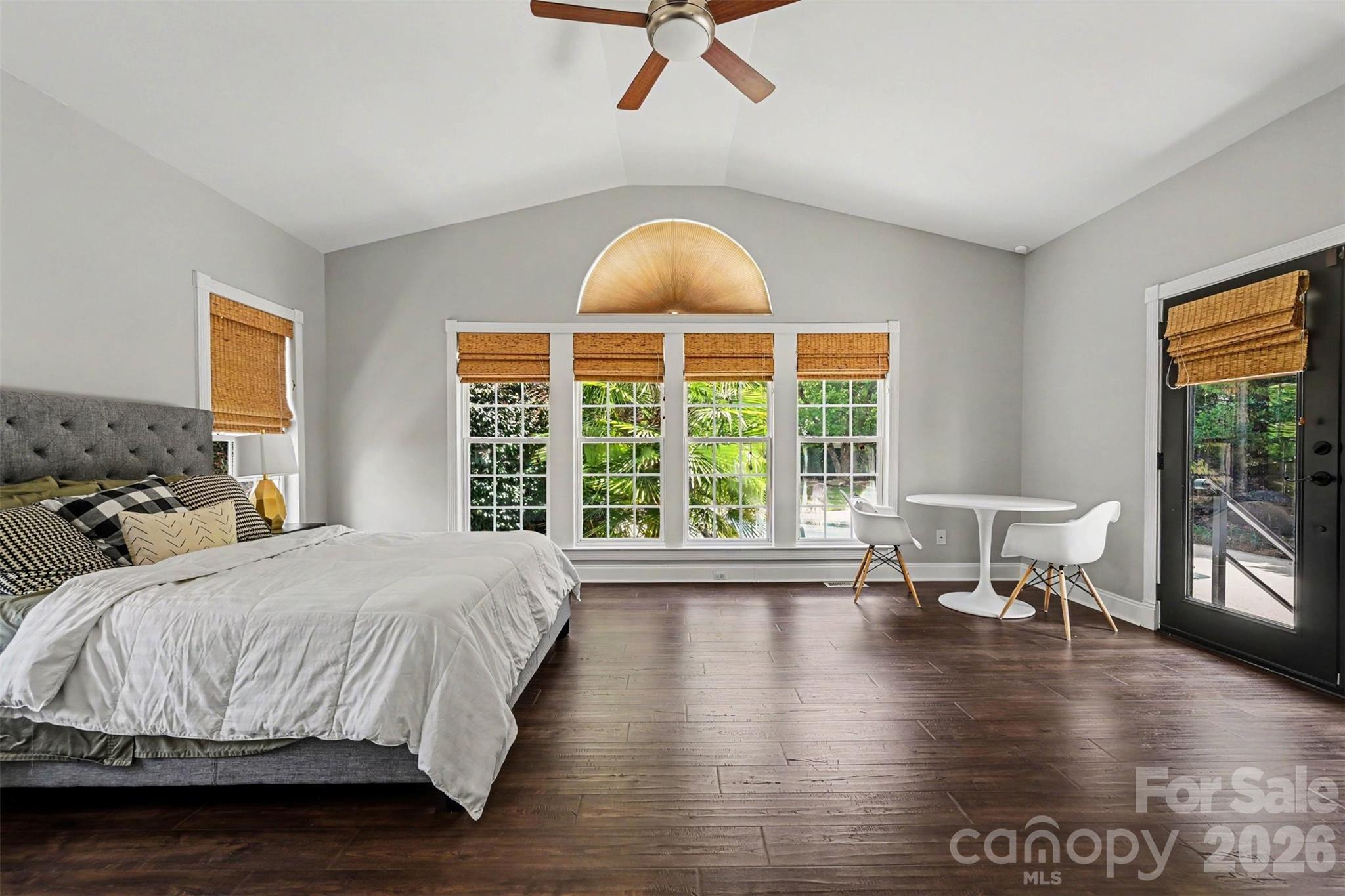 2442 Smith Cove Road Property Photo 20