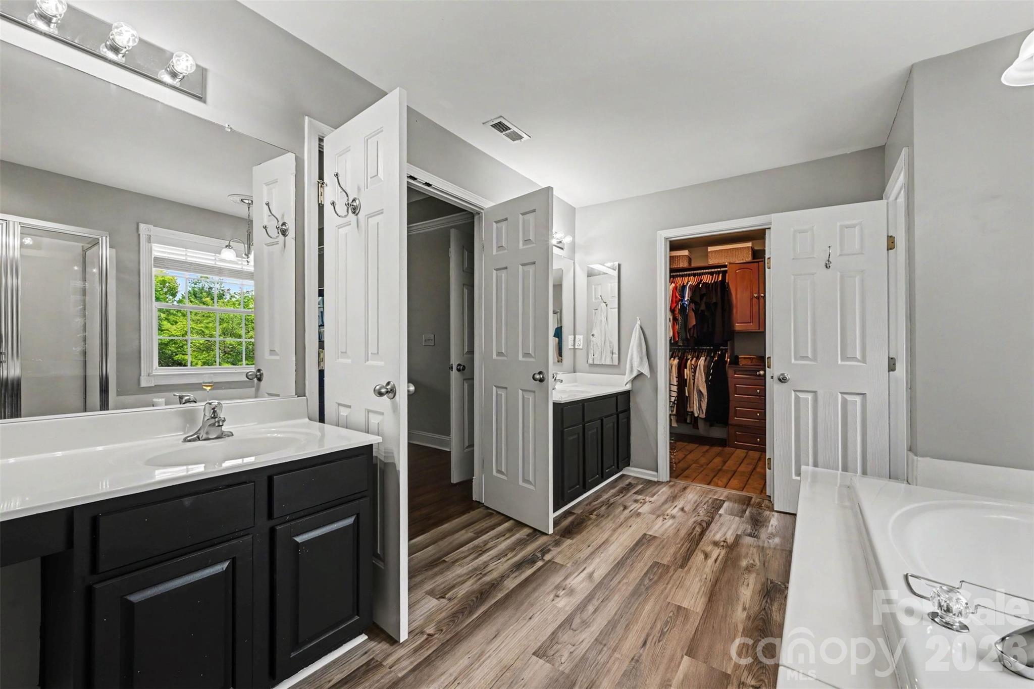 2442 Smith Cove Road Property Photo 28