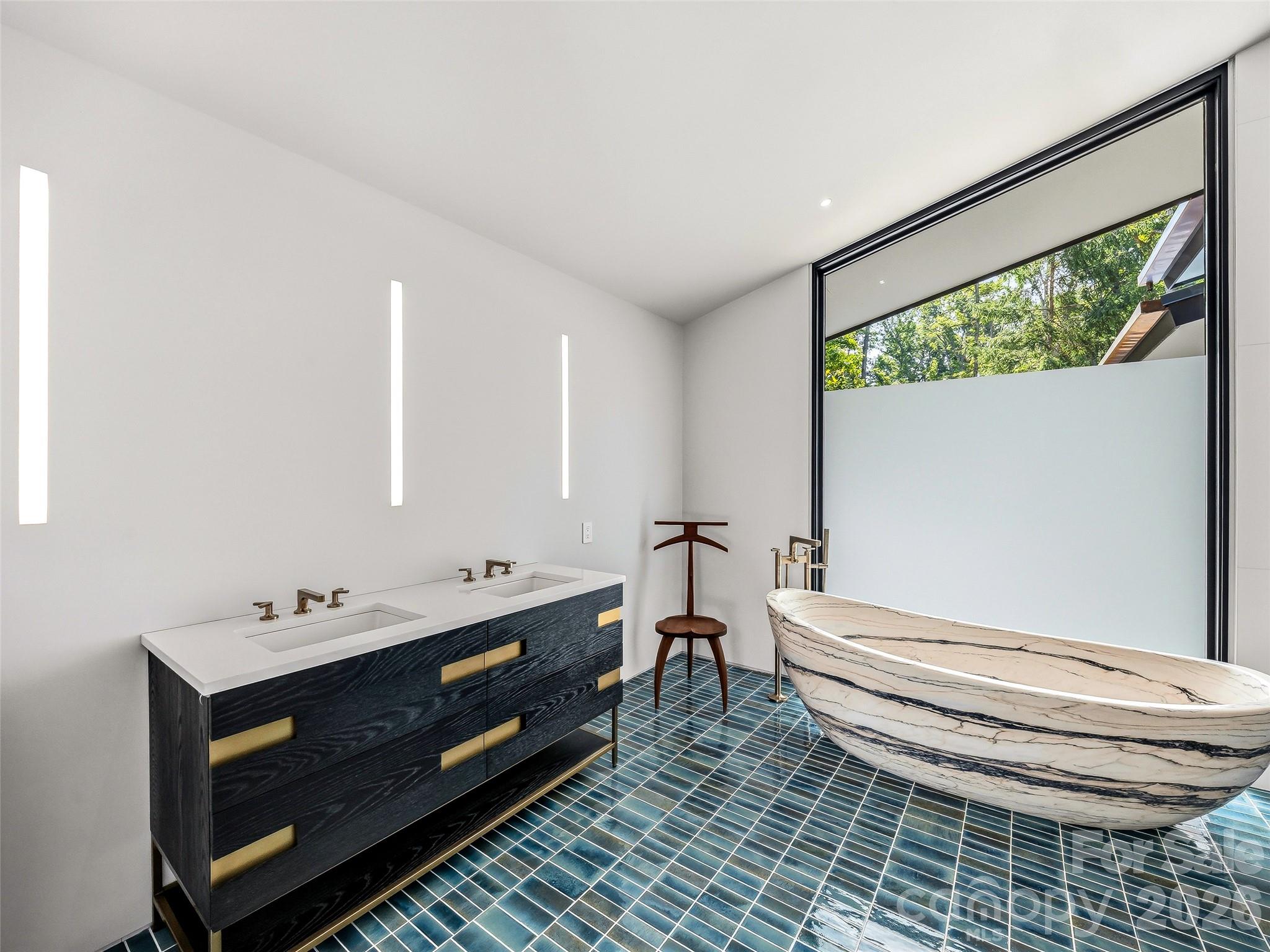 3 Holly Hill Road Property Photo 32