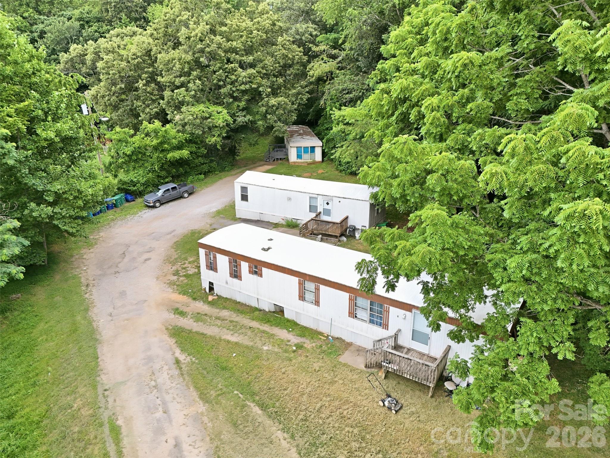 126 Lindsey Road Property Photo 1