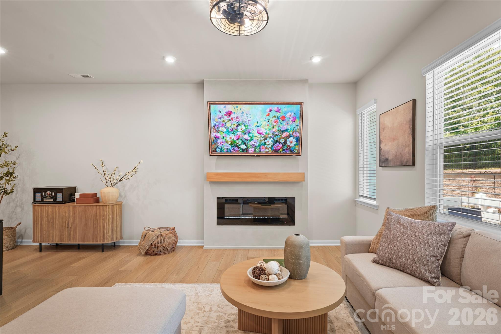115 Forest Lake Boulevard B Property Photo 6