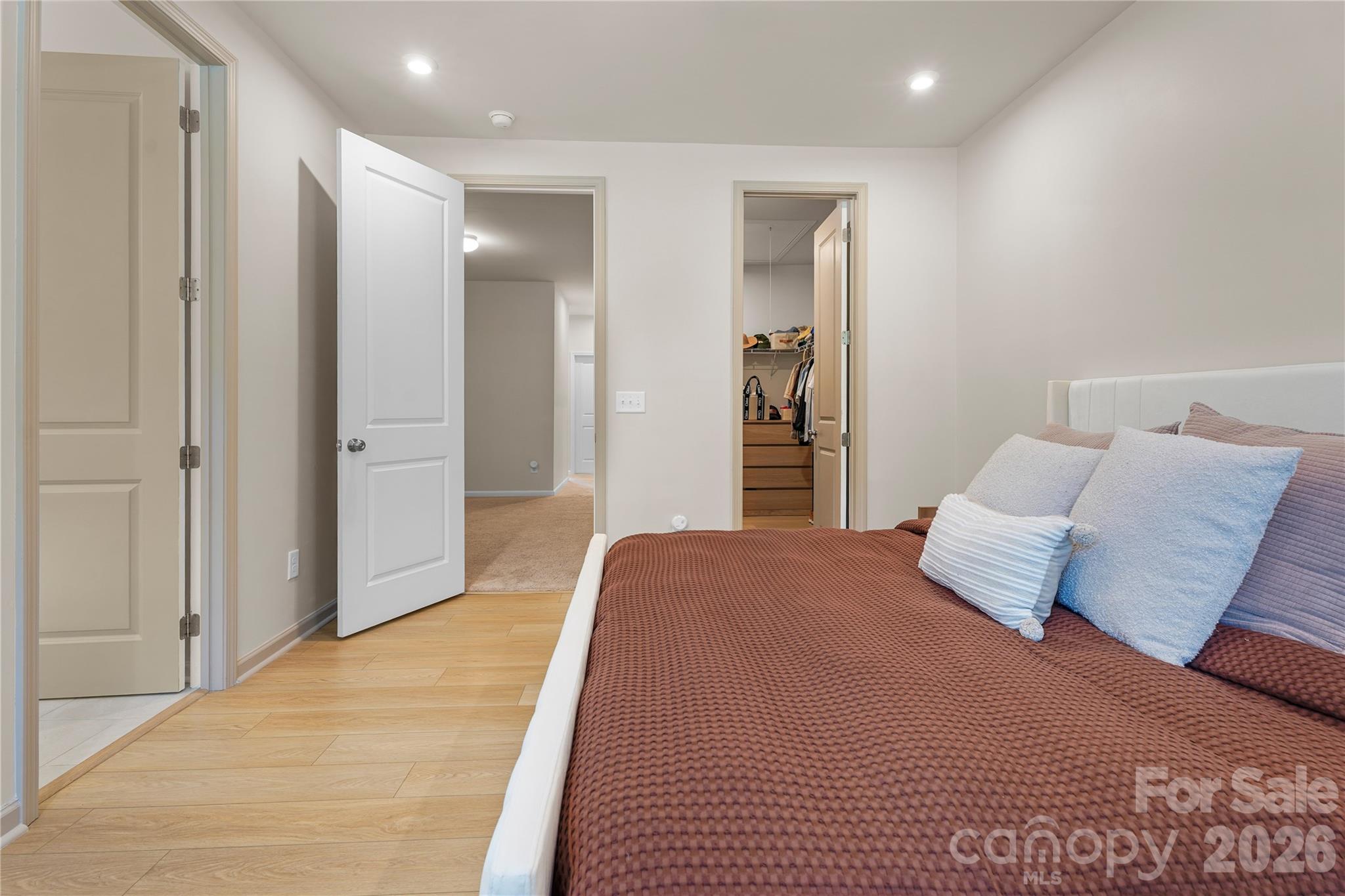 115 Forest Lake Boulevard B Property Photo 13