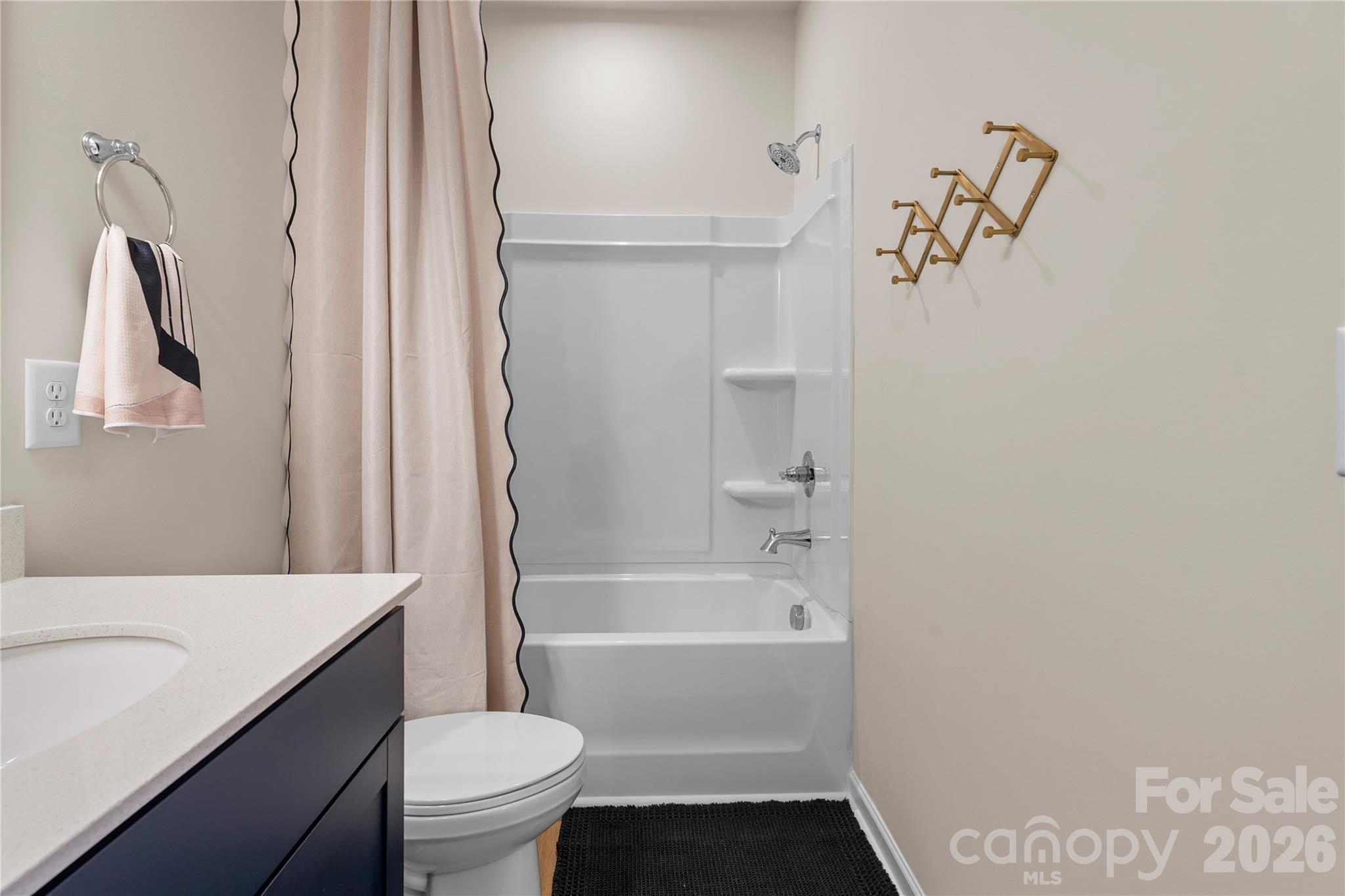 115 Forest Lake Boulevard B Property Photo 19