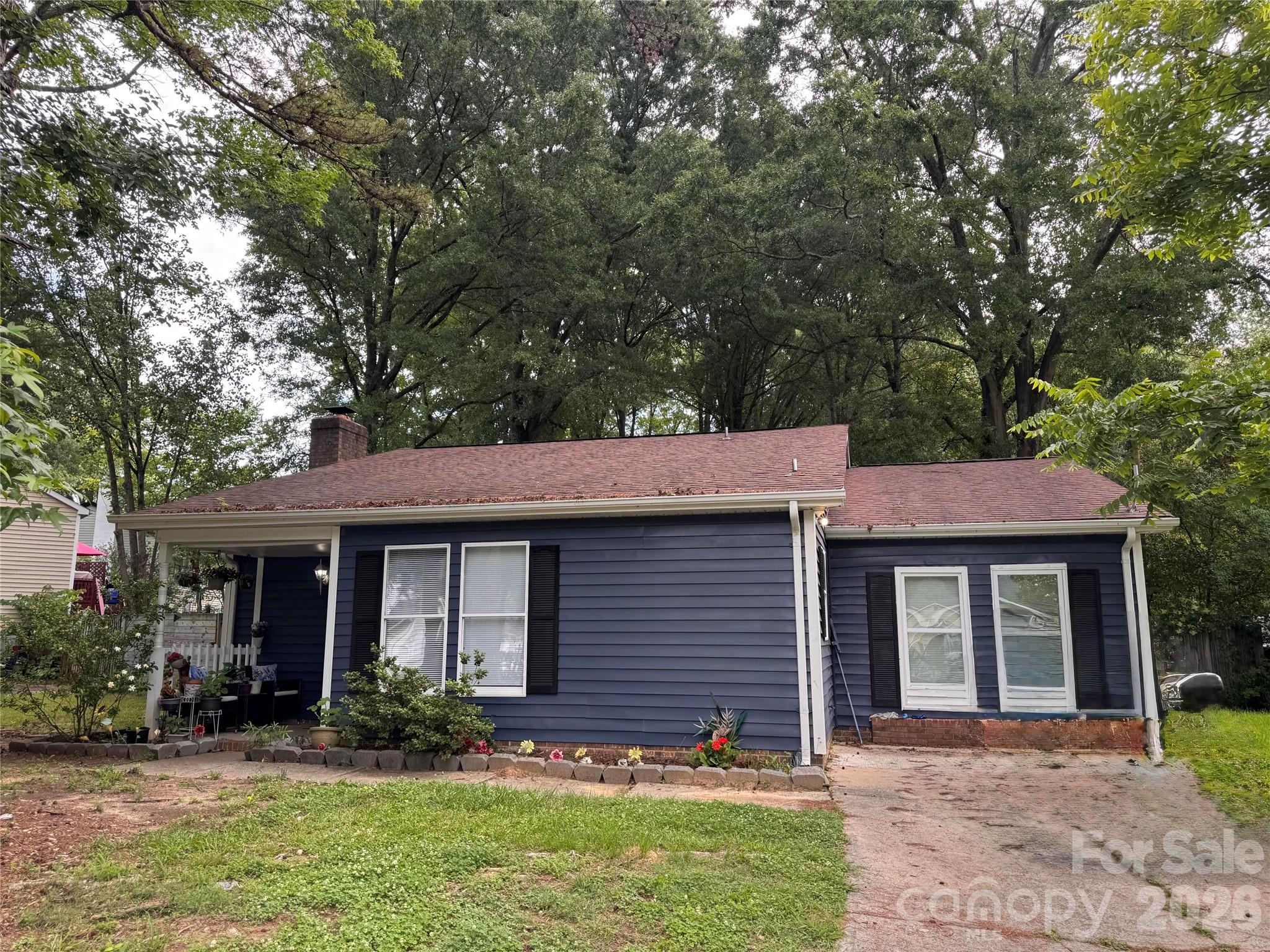 4509 Gaynelle Drive Property Photo 1