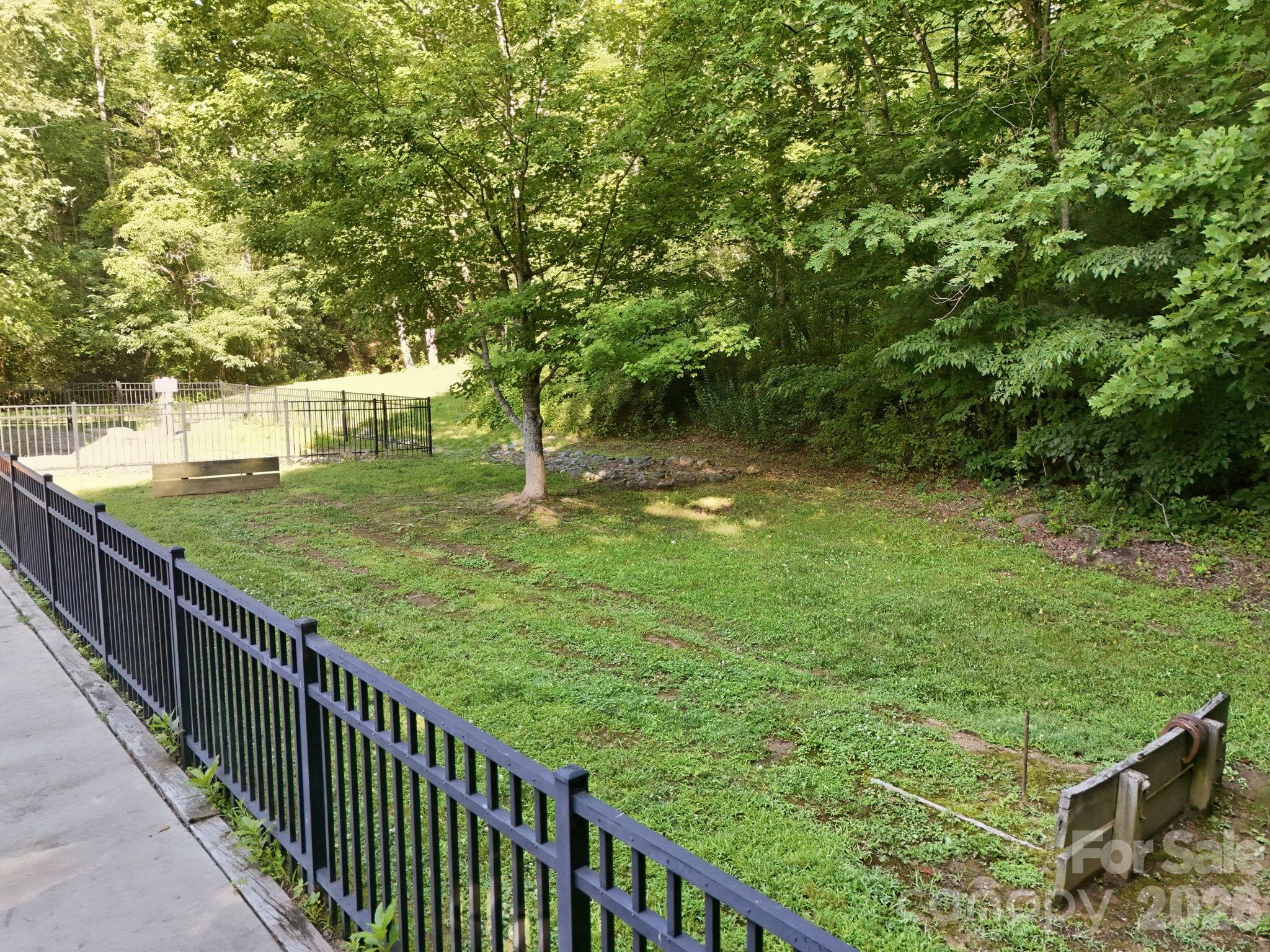 17 Sunny Morning Court Property Photo 18