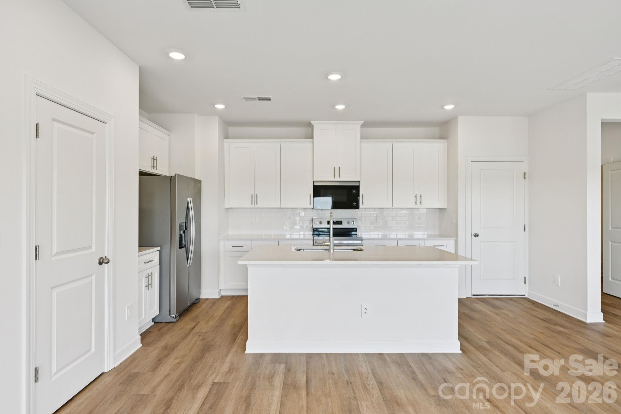 205 Alden Court Property Photo 7