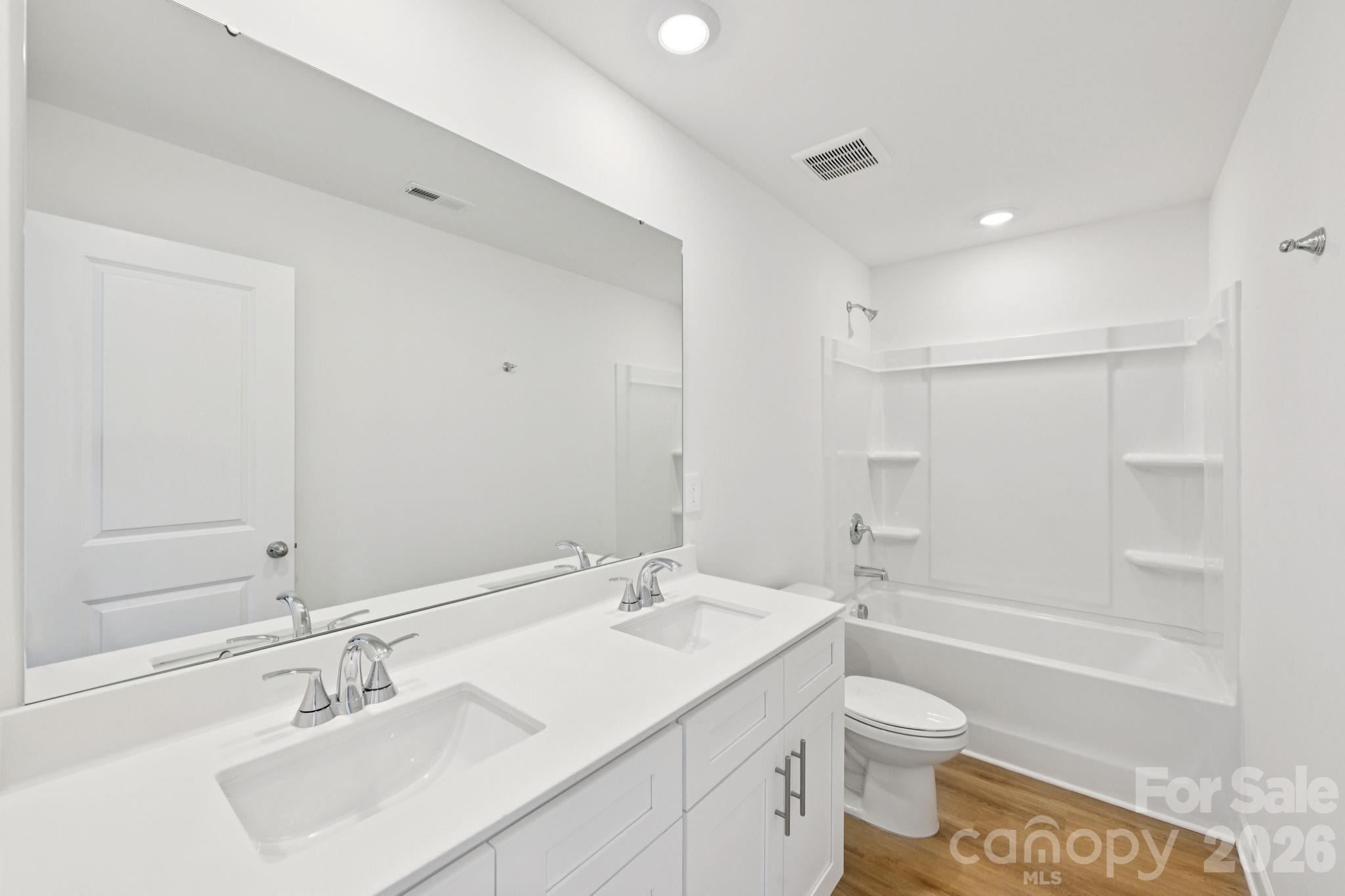 205 Alden Court Property Photo 10