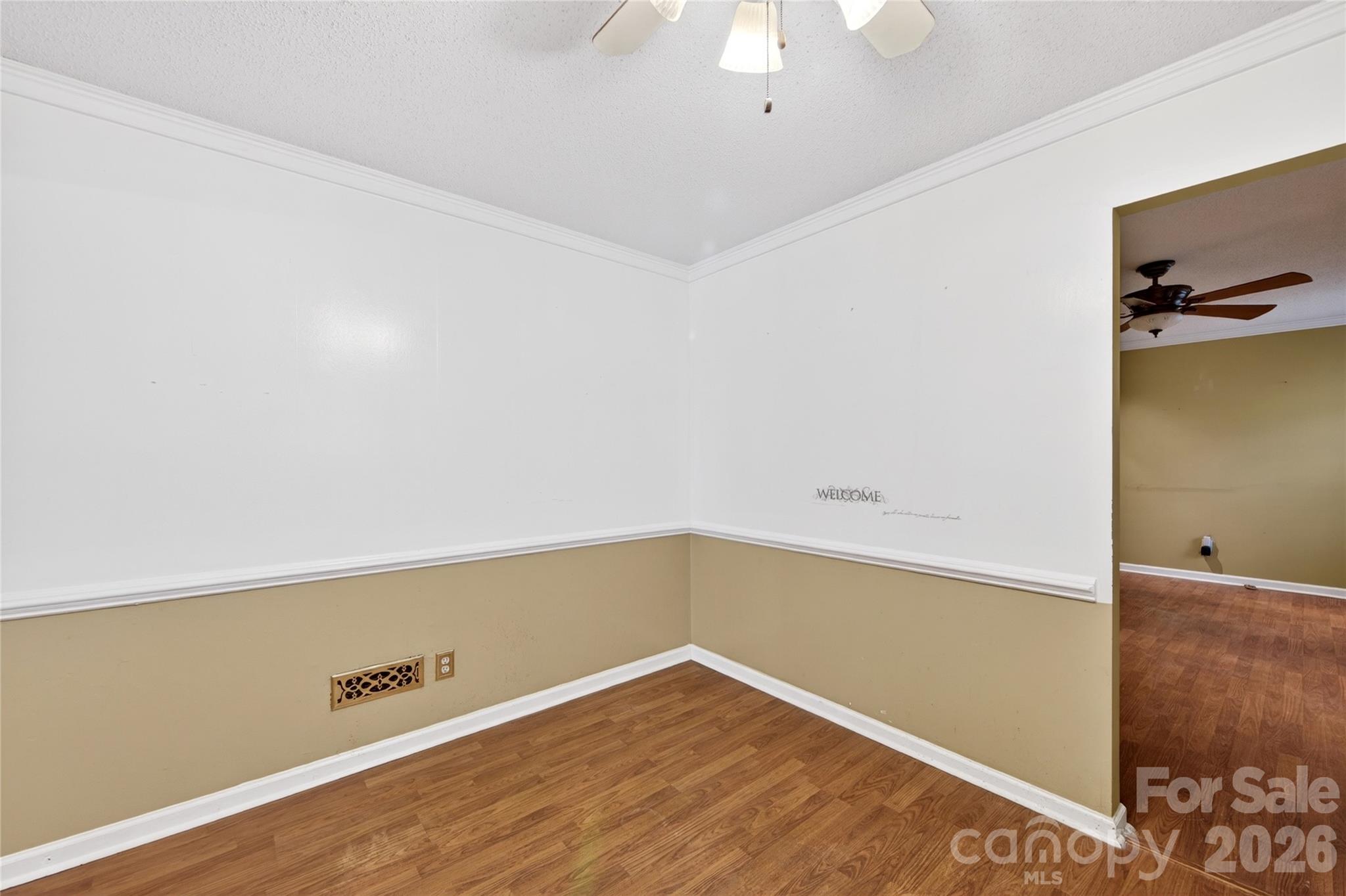 4400 Hamilton Circle Property Photo 12