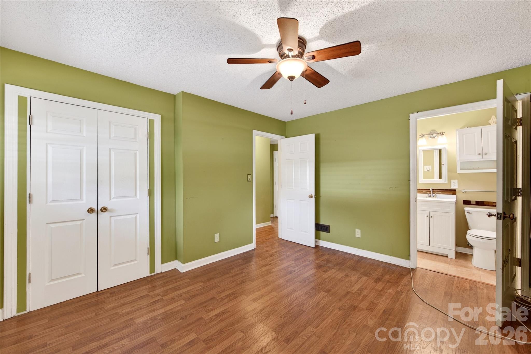 4400 Hamilton Circle Property Photo 18