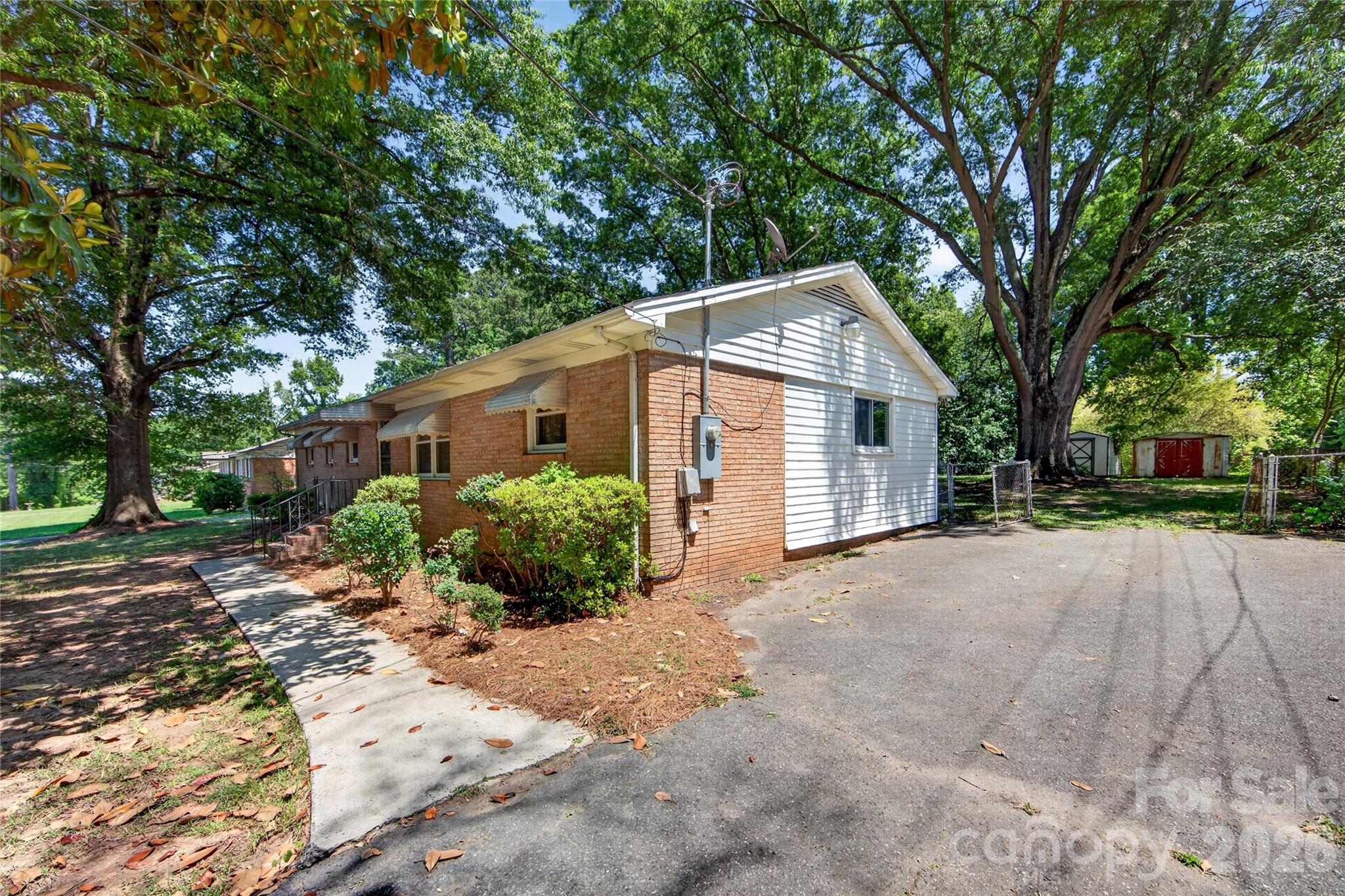 4400 Hamilton Circle Property Photo 31