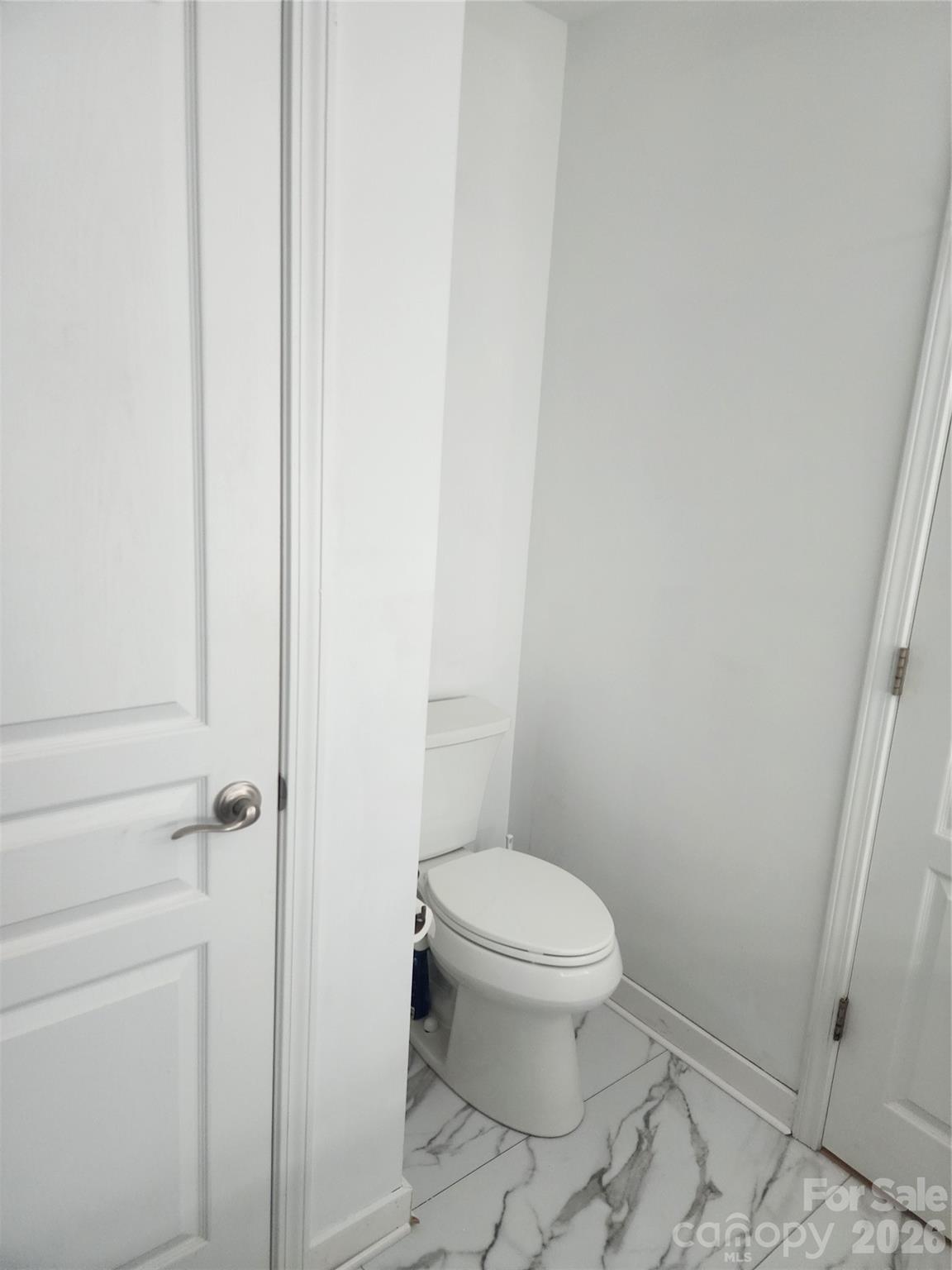 8804 Arrowhead Place Lane Property Photo 8