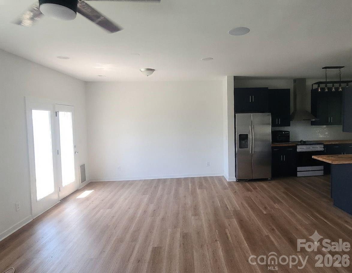 8804 Arrowhead Place Lane Property Photo 16