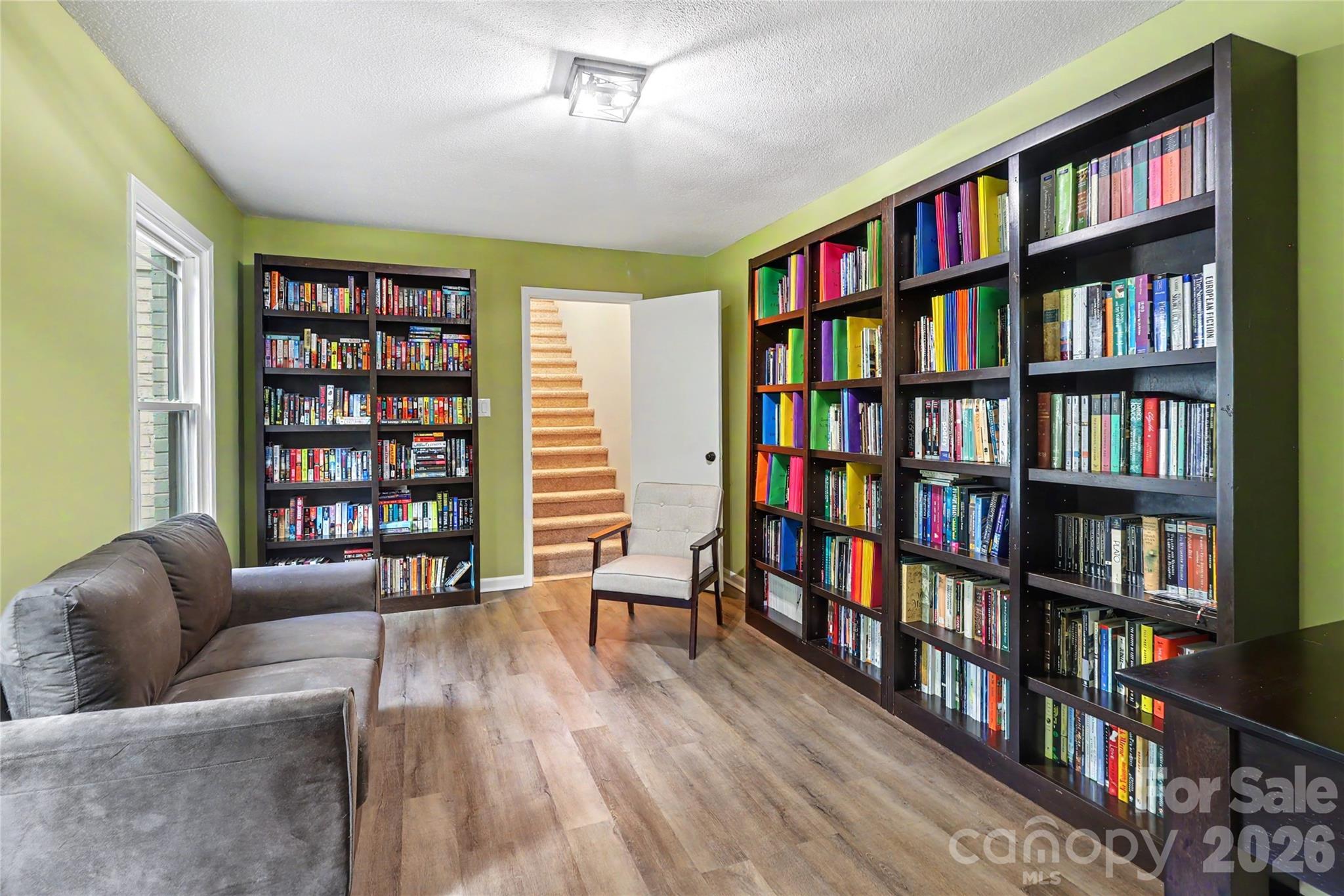 227 Dileen Drive Property Photo 14