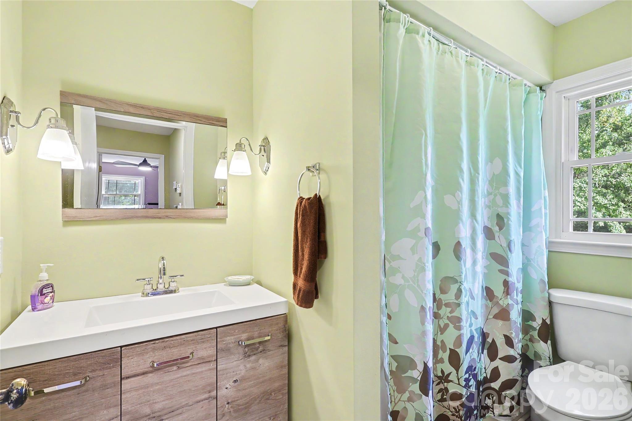 227 Dileen Drive Property Photo 25