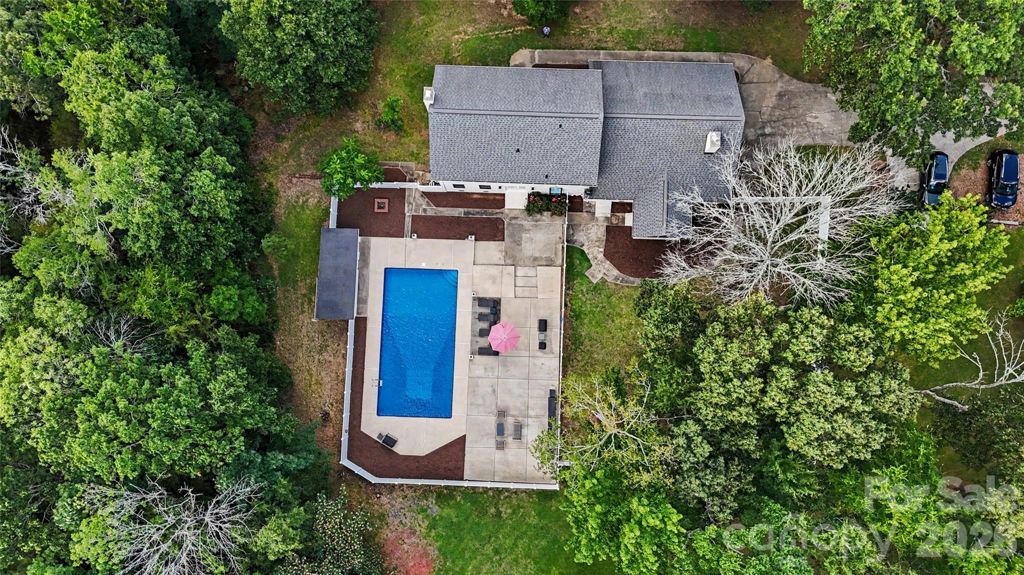 227 Dileen Drive Property Photo 36