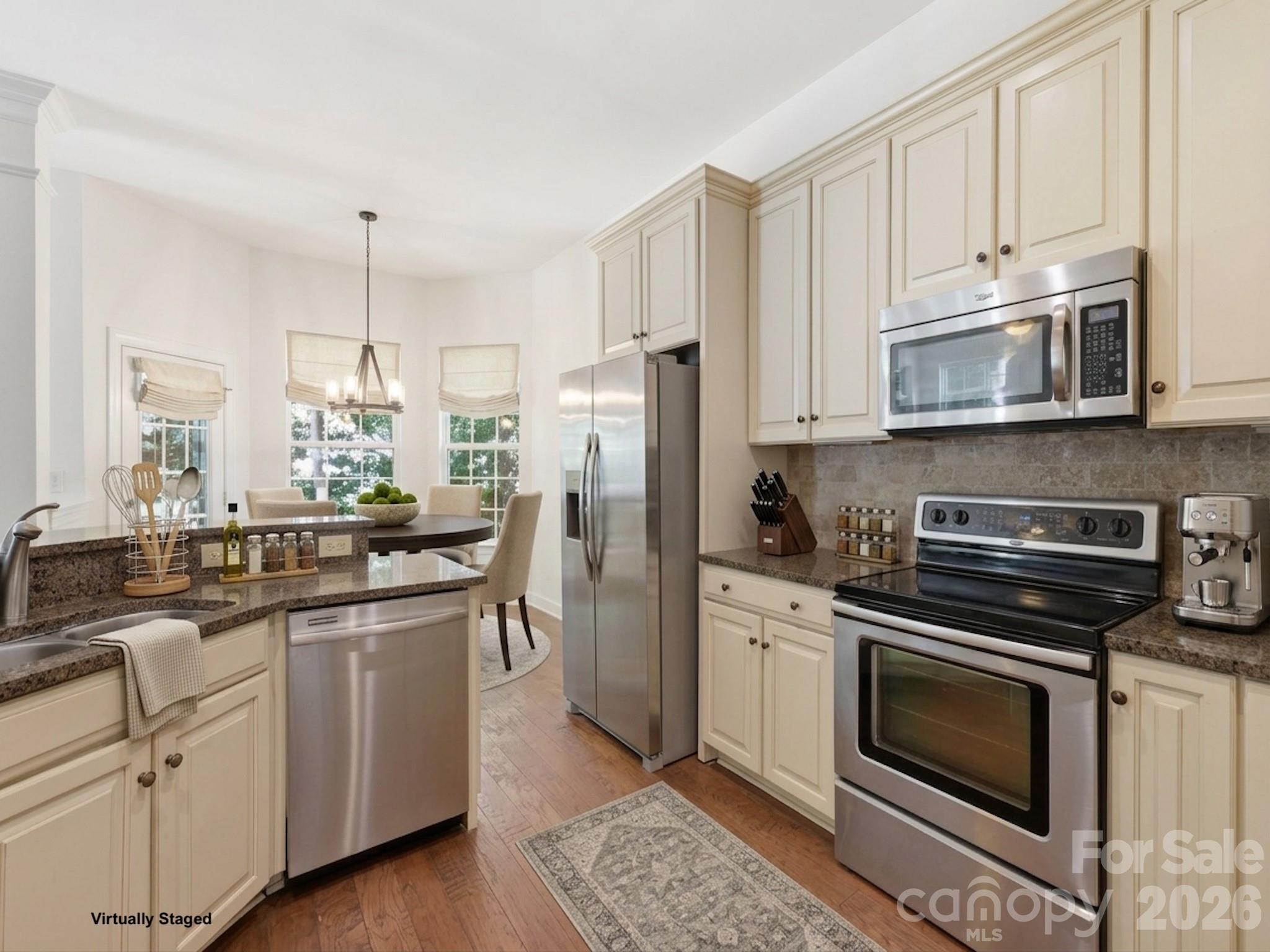 6832 Charter Hills Road Property Photo 5