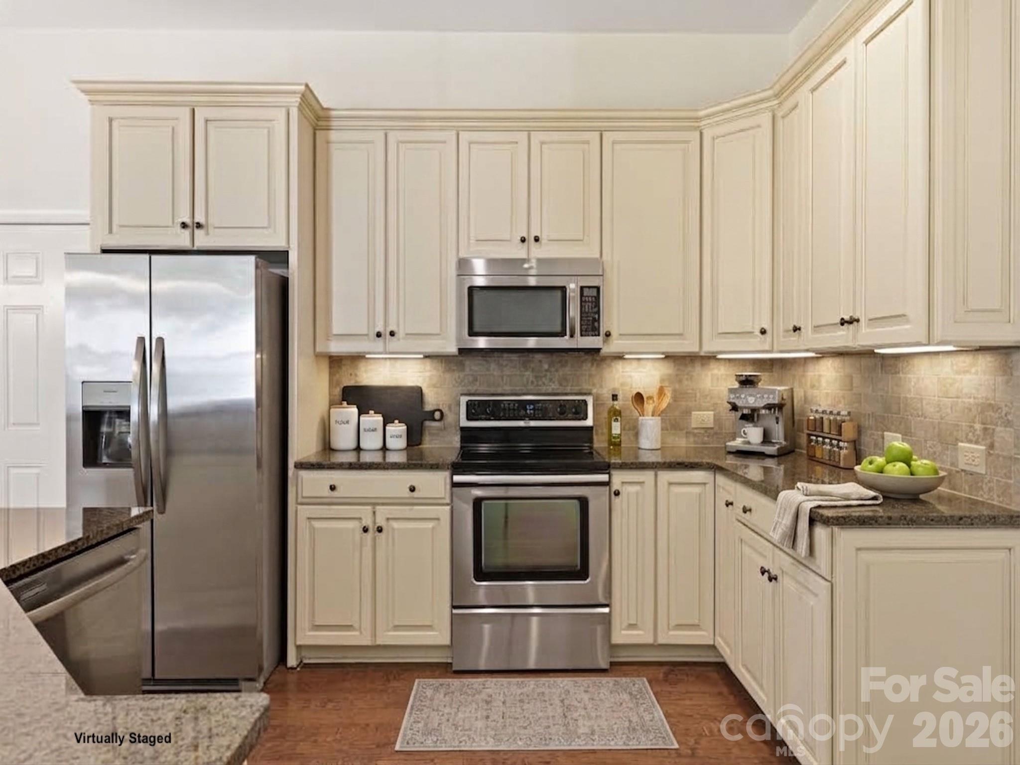 6832 Charter Hills Road Property Photo 10