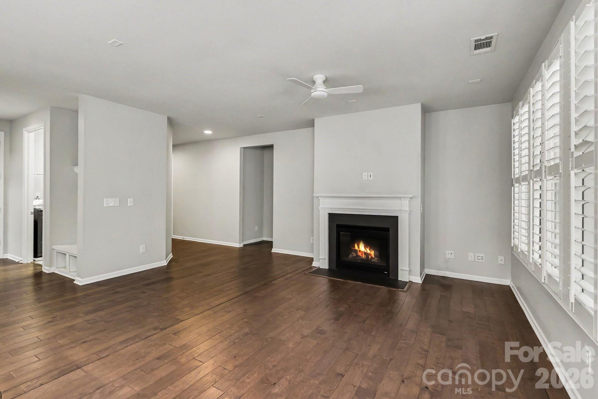 8911 Bur Lane Property Photo 5