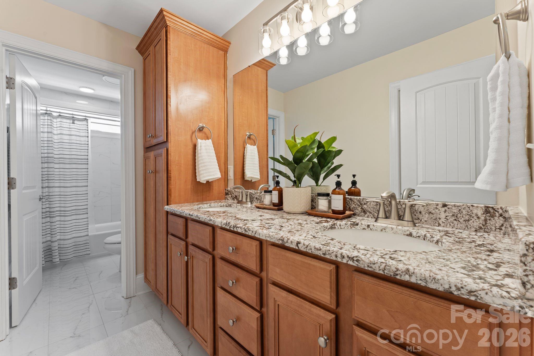 160 Riverchase Lane Property Photo 35