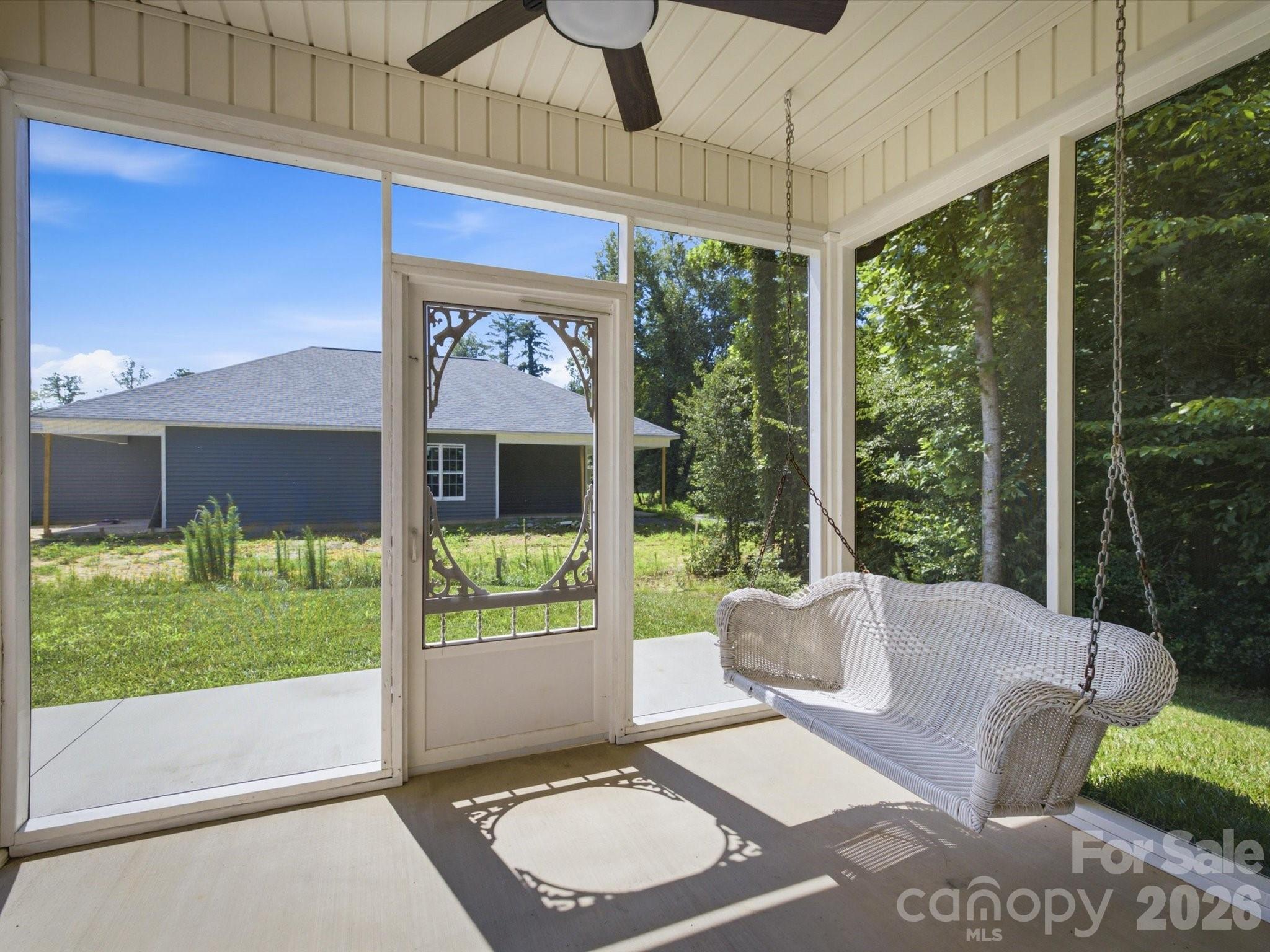 196 Eagles Landing 31 Property Photo 7