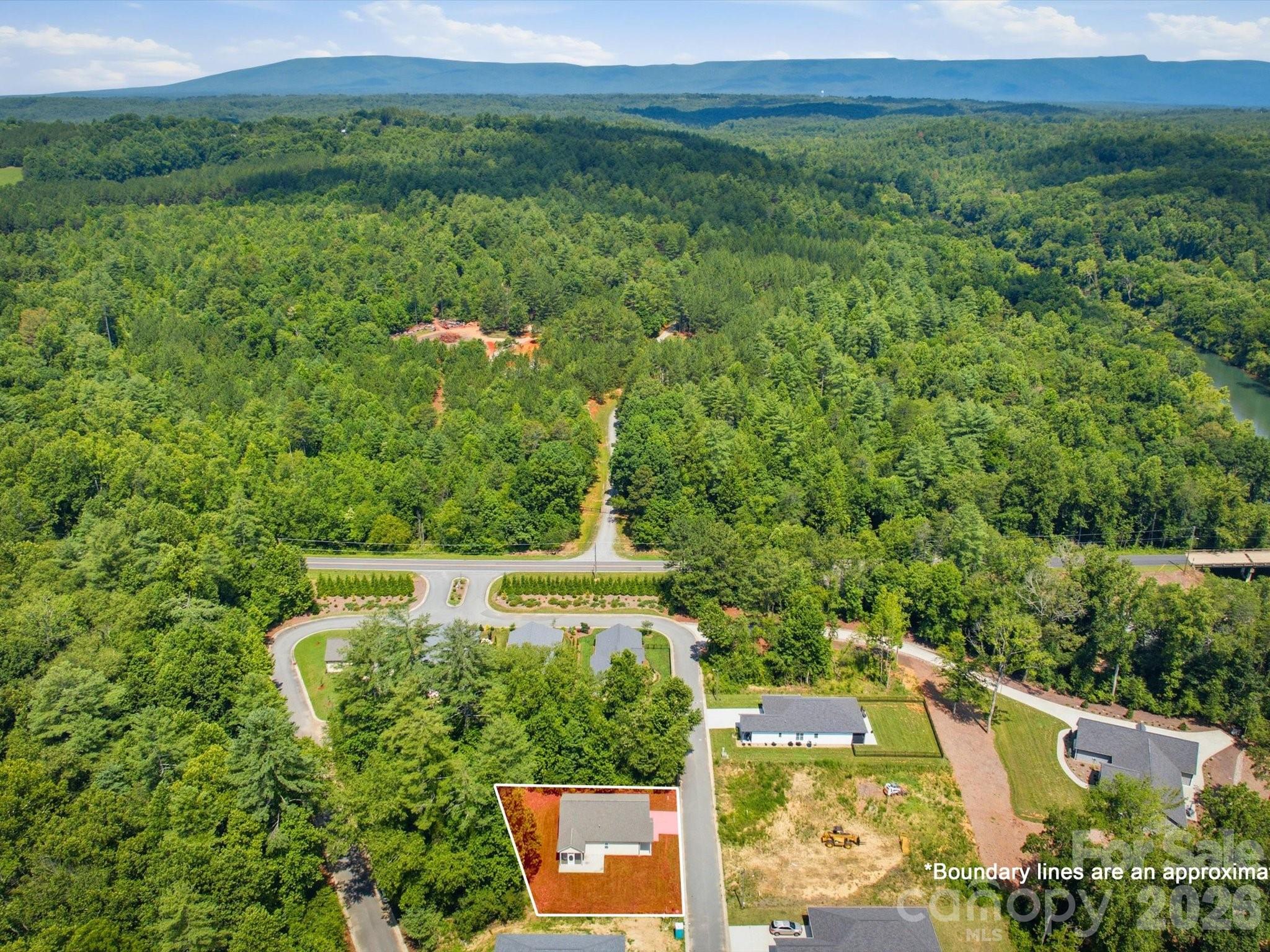 196 Eagles Landing 31 Property Photo 8