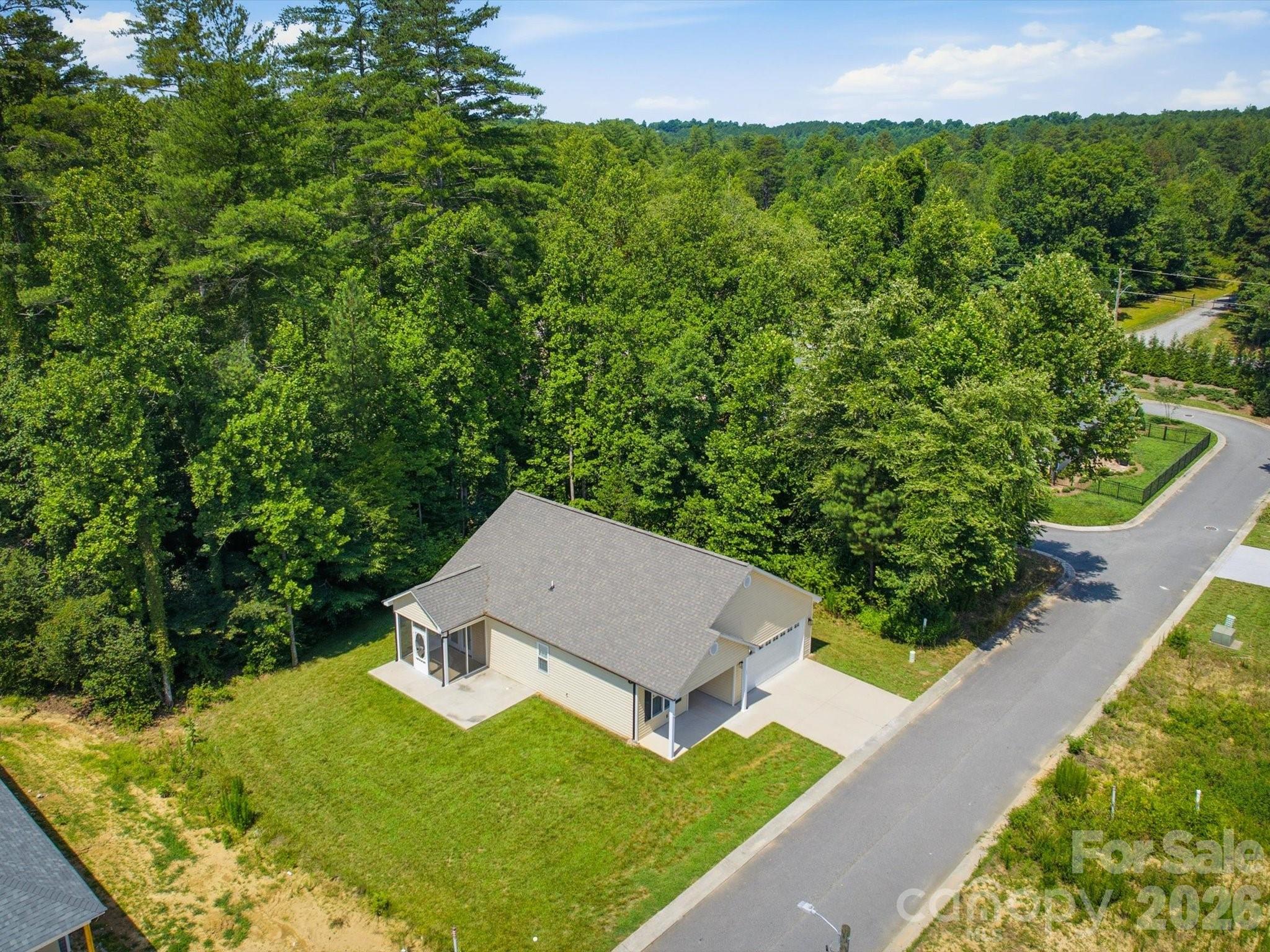 196 Eagles Landing 31 Property Photo 16