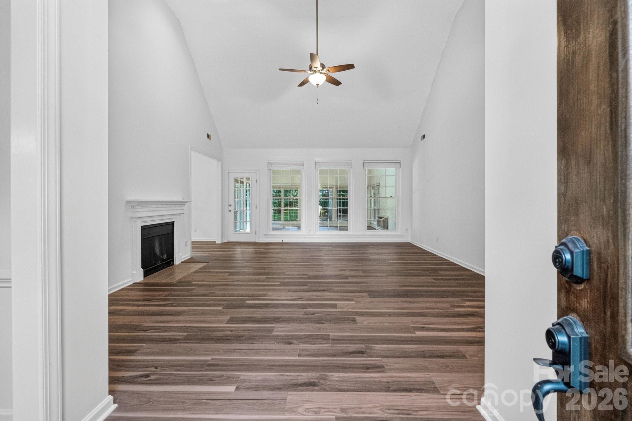 12500 Cedarford Court Property Photo 6