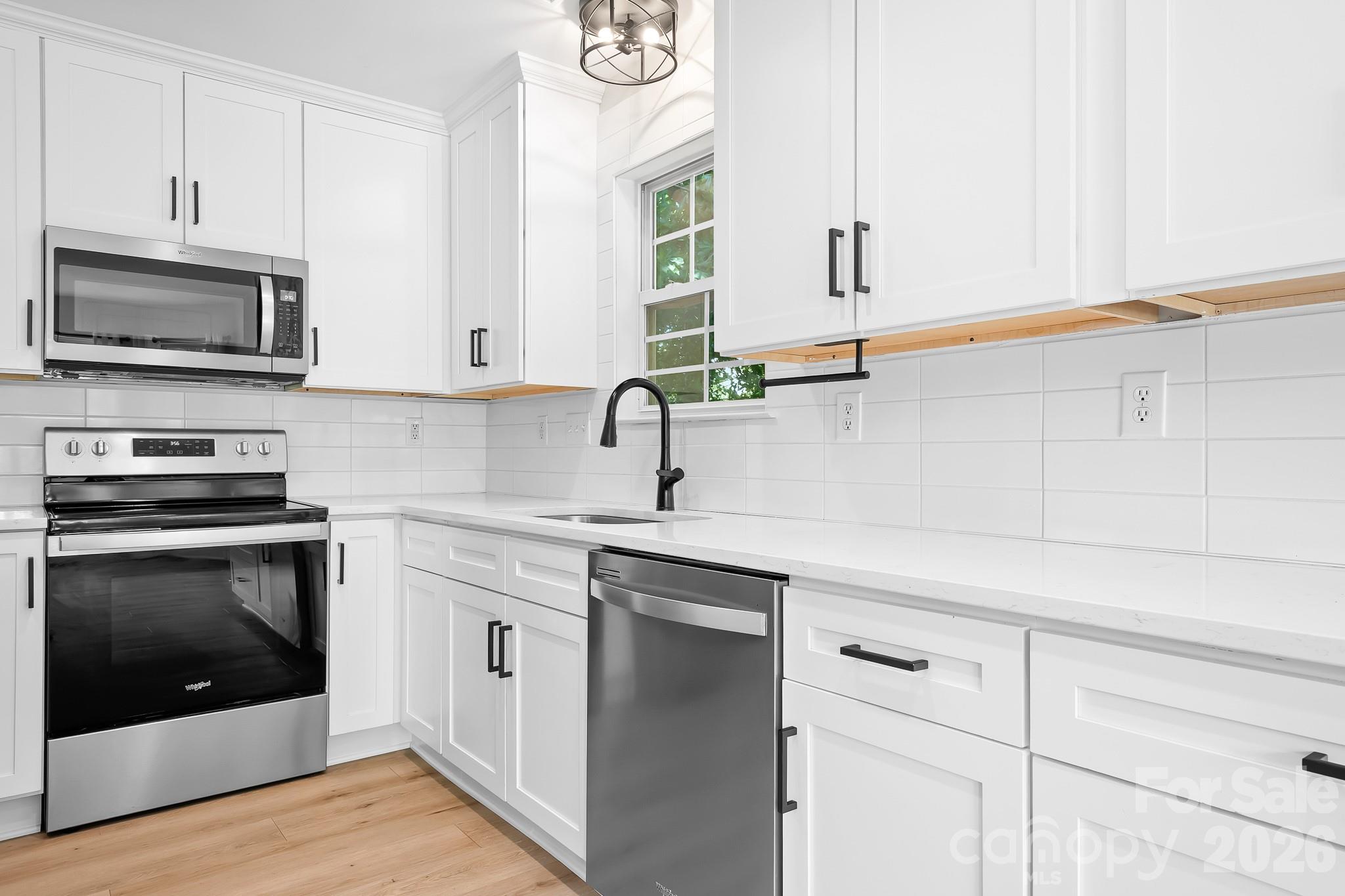 12601 Mayes Road Property Photo 8