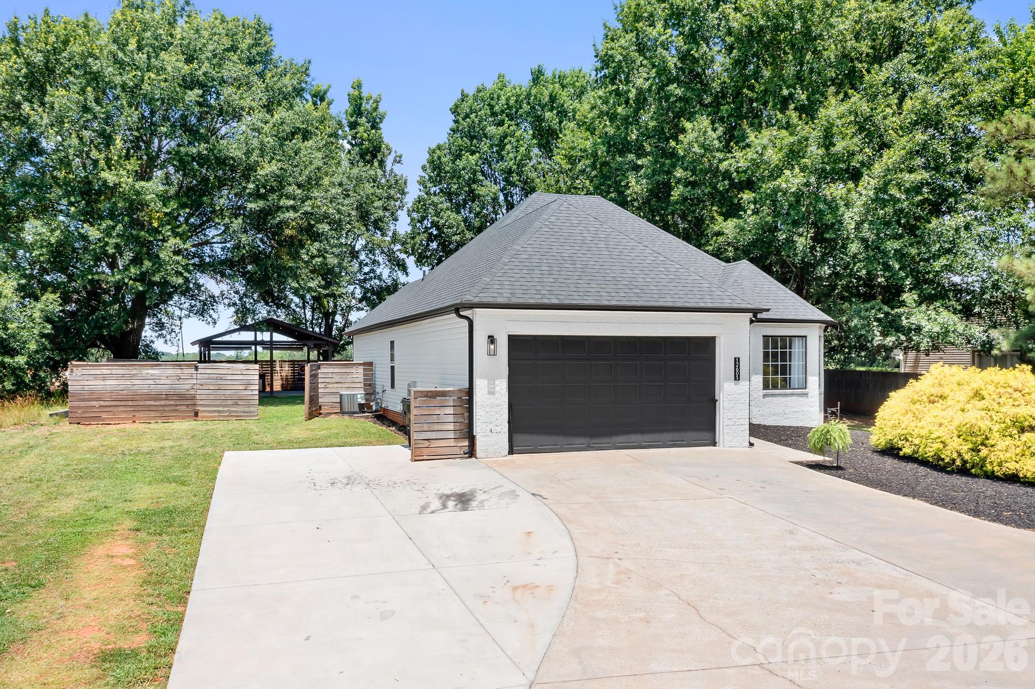 12601 Mayes Road Property Photo 24